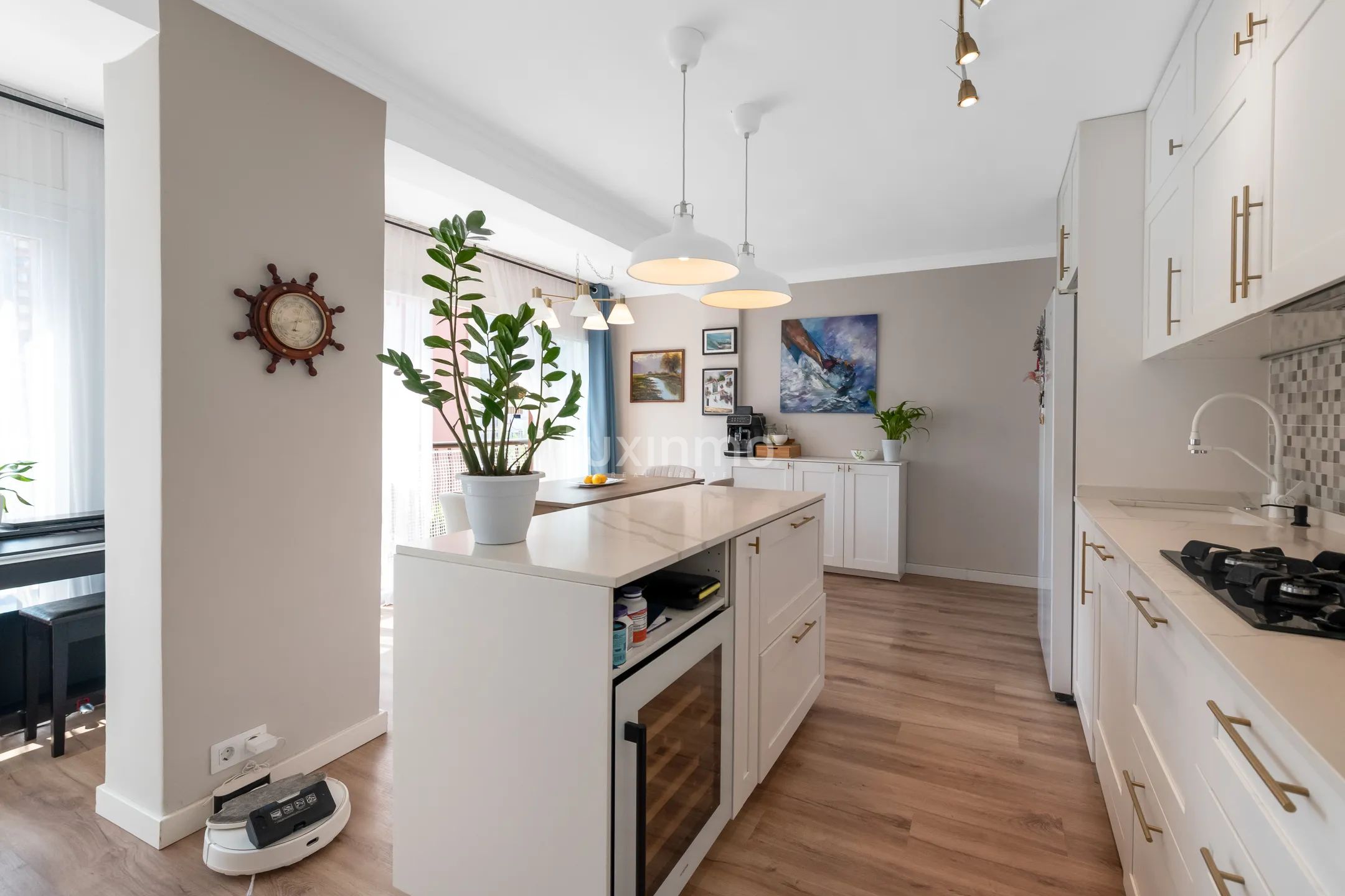 Stunning Remodeled Modern Duplex for Sale in Playa de Levante, Benidorm — photo 4