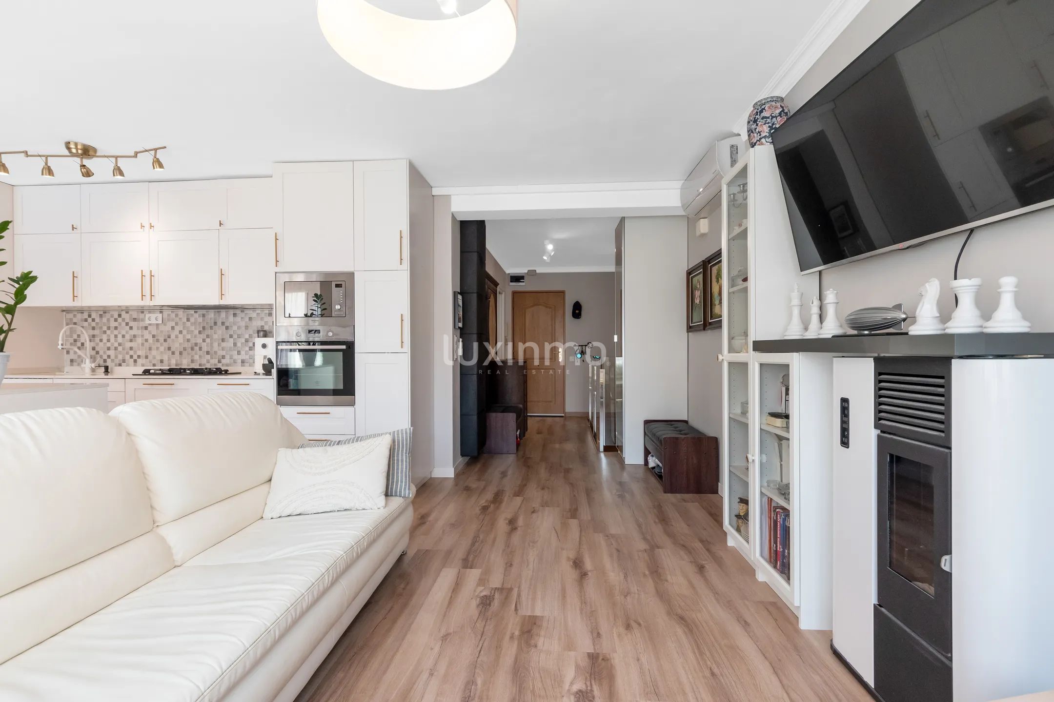 Stunning Remodeled Modern Duplex for Sale in Playa de Levante, Benidorm — photo 7