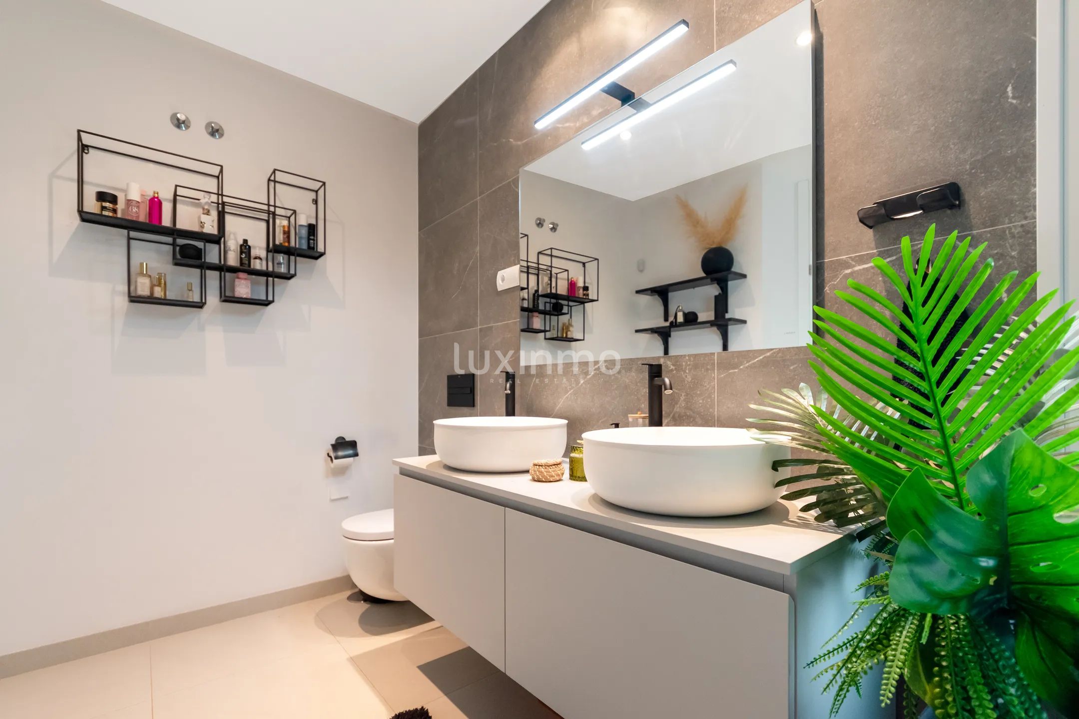 Beautiful villa with swimming pool for rent in Altea — photo 12