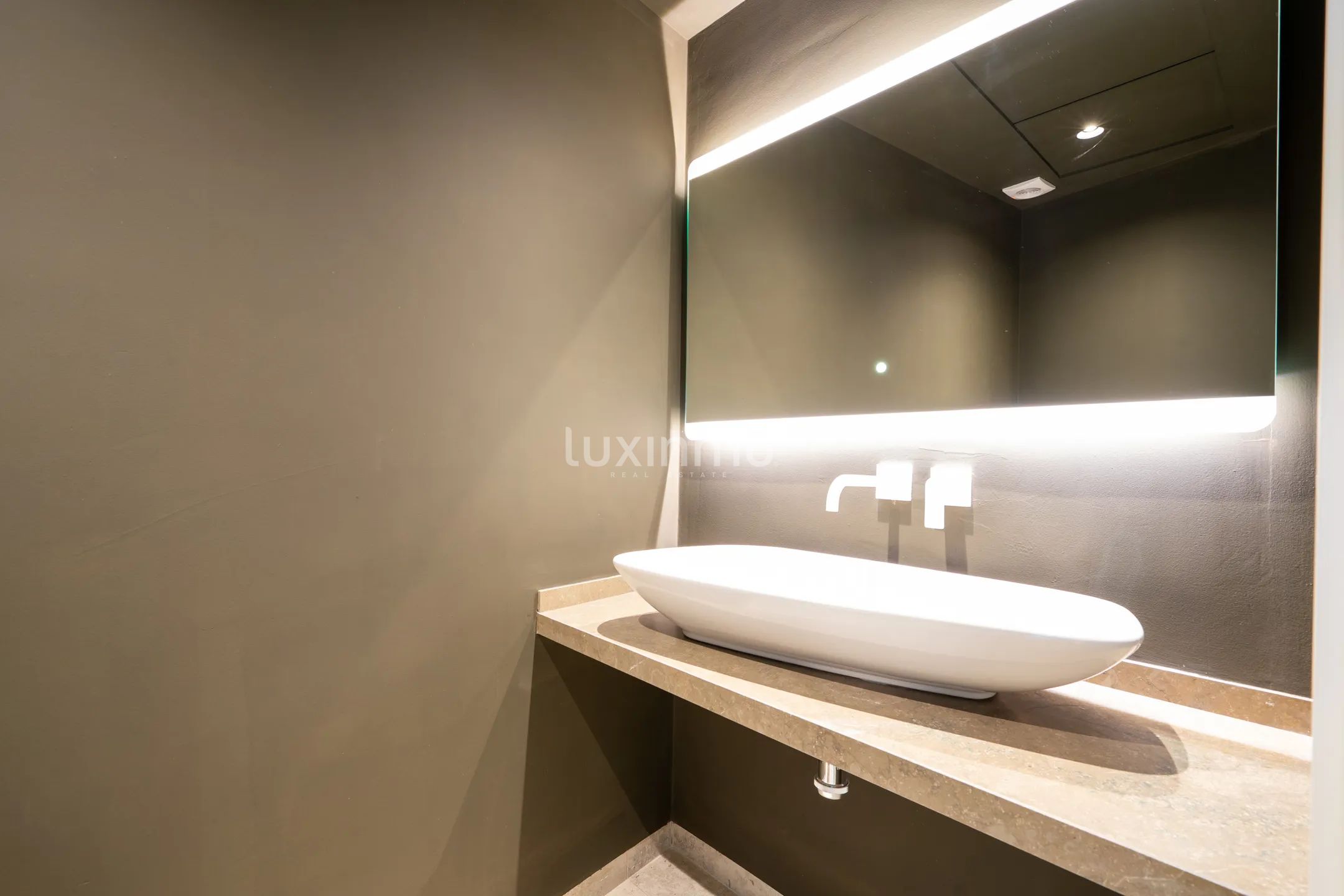 Luxuriöse freistehende Villa mit 4 Schlafzimmern und Panoramablick auf die Berge in Calpe — photo 38