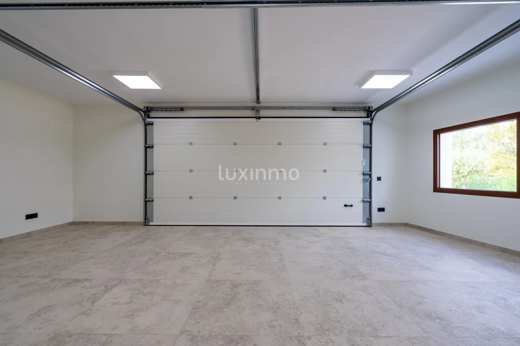 Luxuriöse freistehende Villa mit 4 Schlafzimmern und Panoramablick auf die Berge in Calpe — photo 32