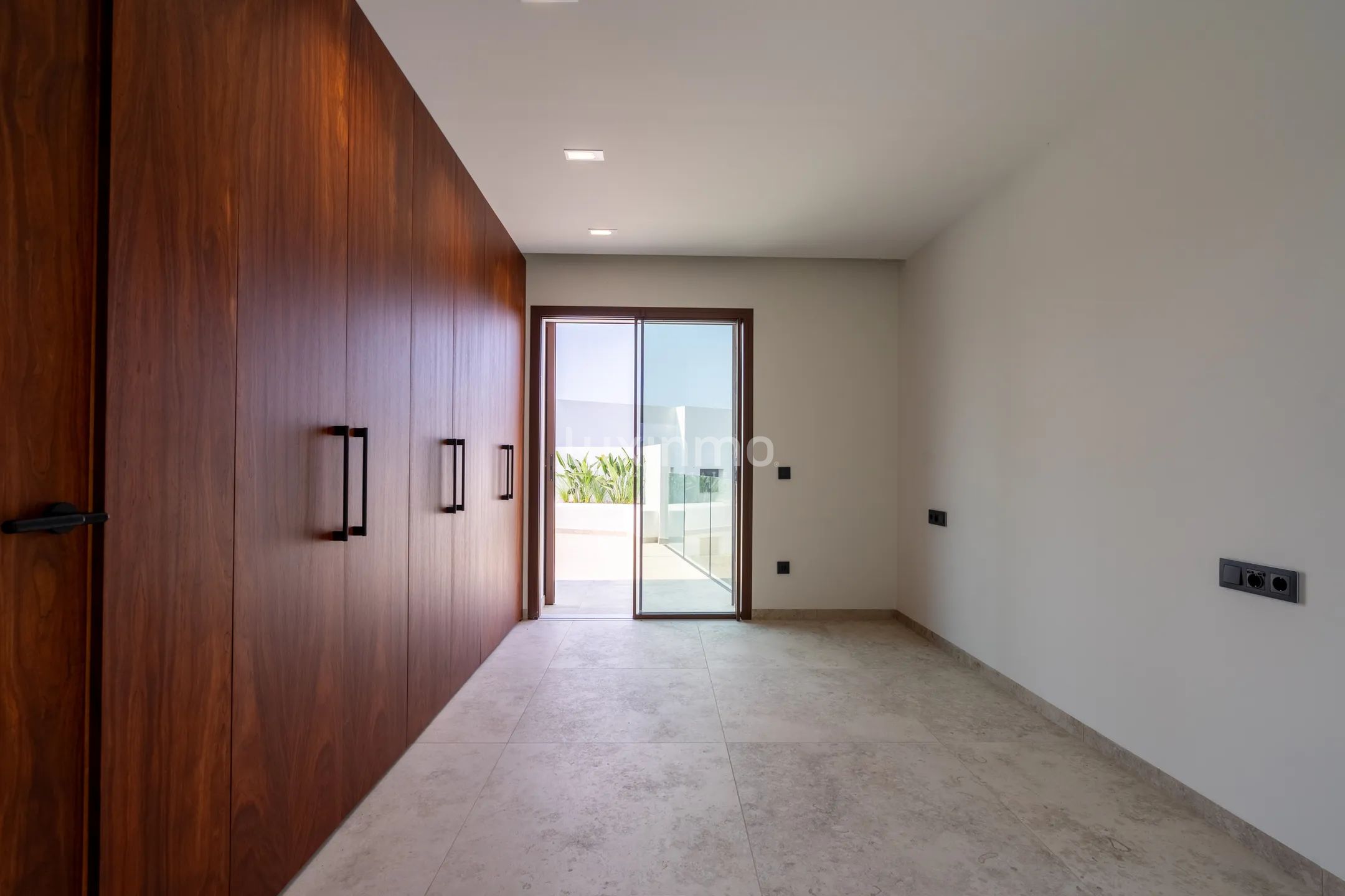 Luxuriöse freistehende Villa mit 4 Schlafzimmern und Panoramablick auf die Berge in Calpe — photo 15