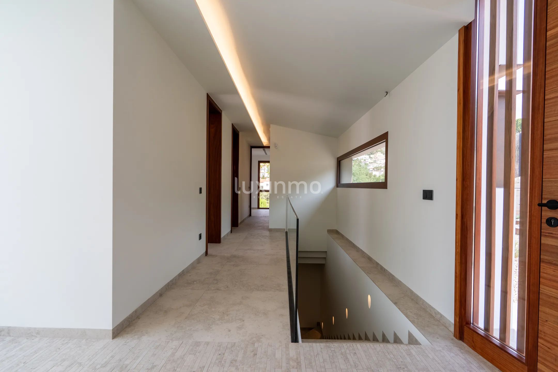Luxuriöse freistehende Villa mit 4 Schlafzimmern und Panoramablick auf die Berge in Calpe — photo 14