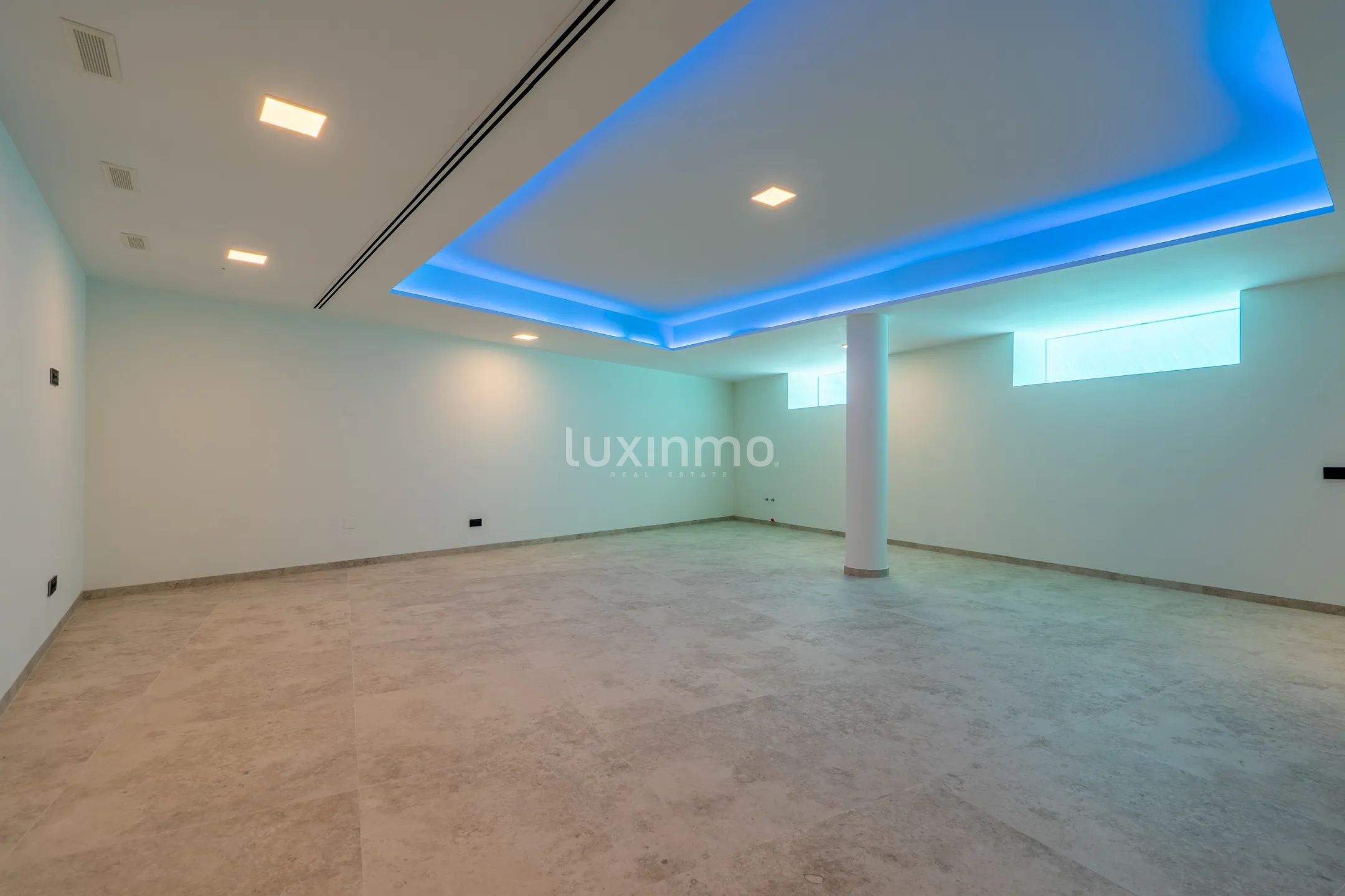 Luxuriöse freistehende Villa mit 4 Schlafzimmern und Panoramablick auf die Berge in Calpe — photo 35