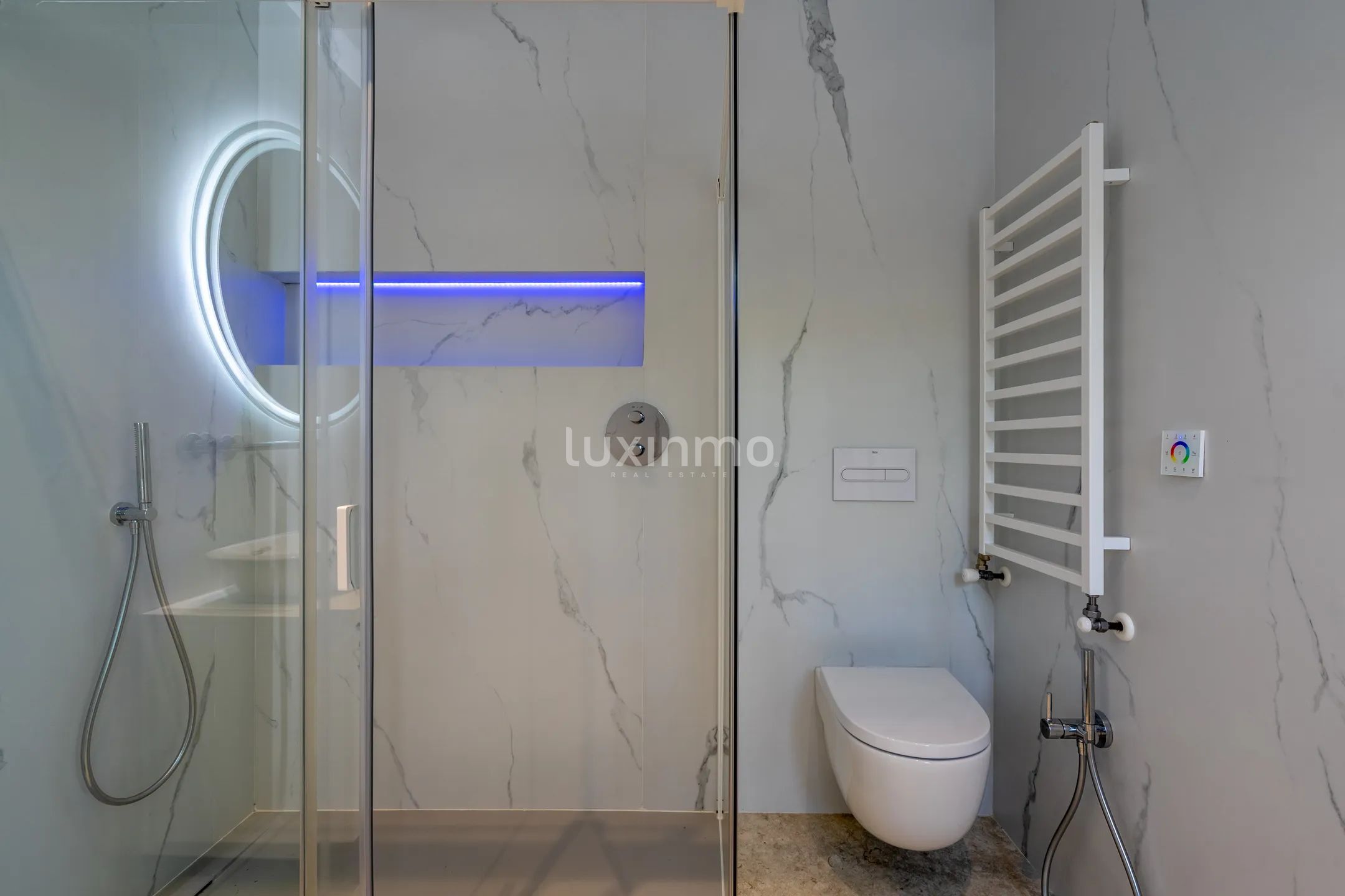 Luxuriöse freistehende Villa mit 4 Schlafzimmern und Panoramablick auf die Berge in Calpe — photo 29