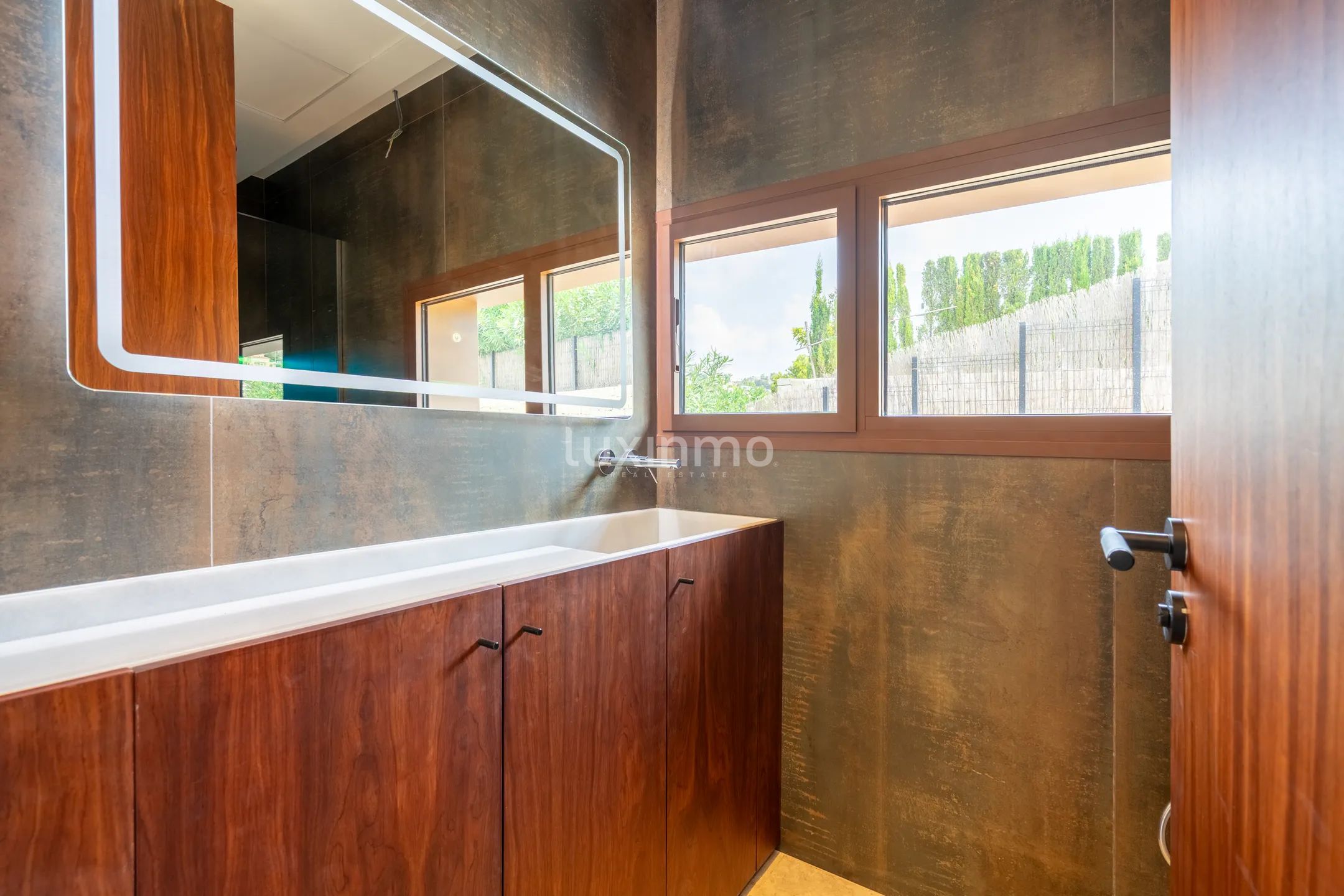 Luxuriöse freistehende Villa mit 4 Schlafzimmern und Panoramablick auf die Berge in Calpe — photo 22