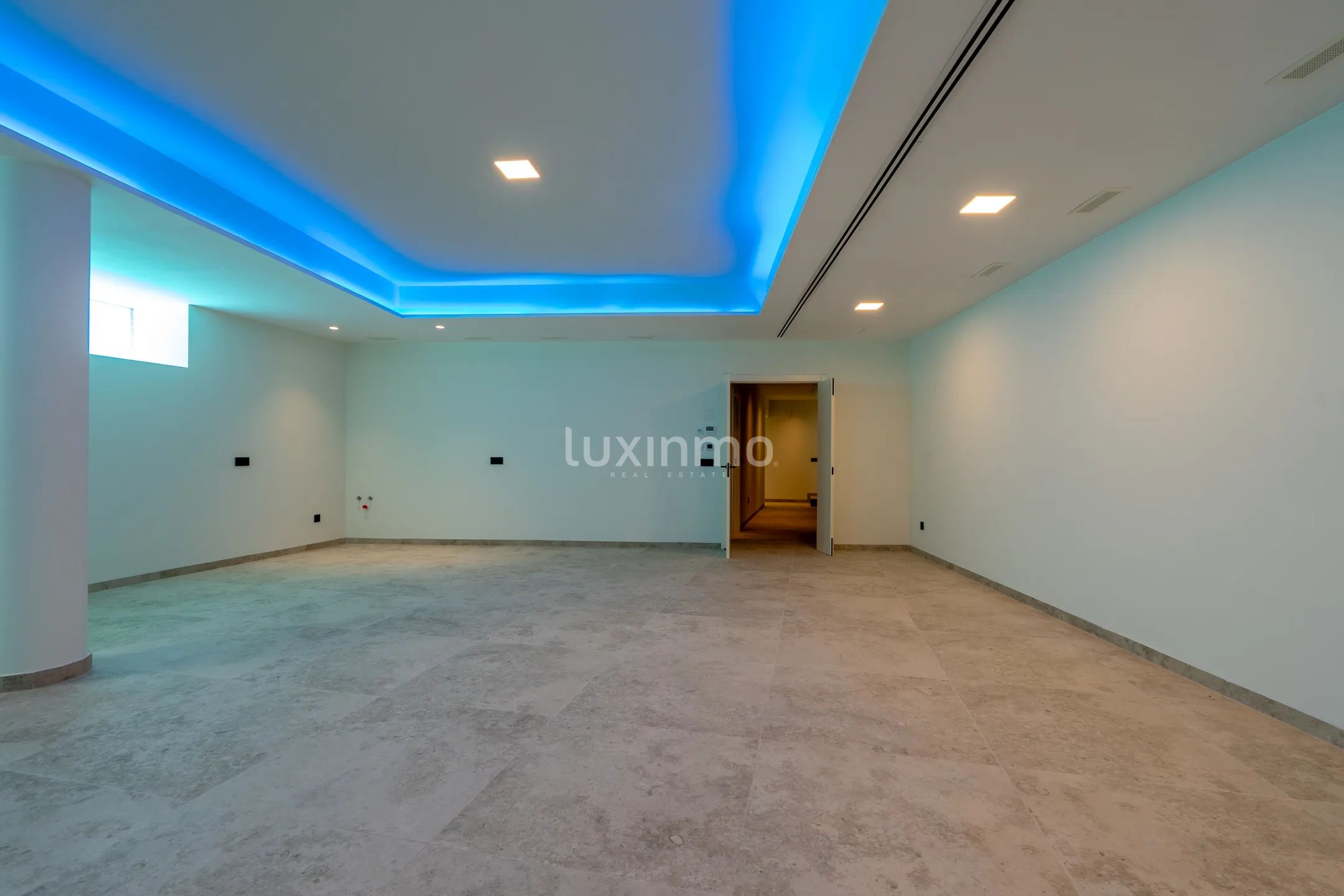 Luxuriöse freistehende Villa mit 4 Schlafzimmern und Panoramablick auf die Berge in Calpe — photo 37