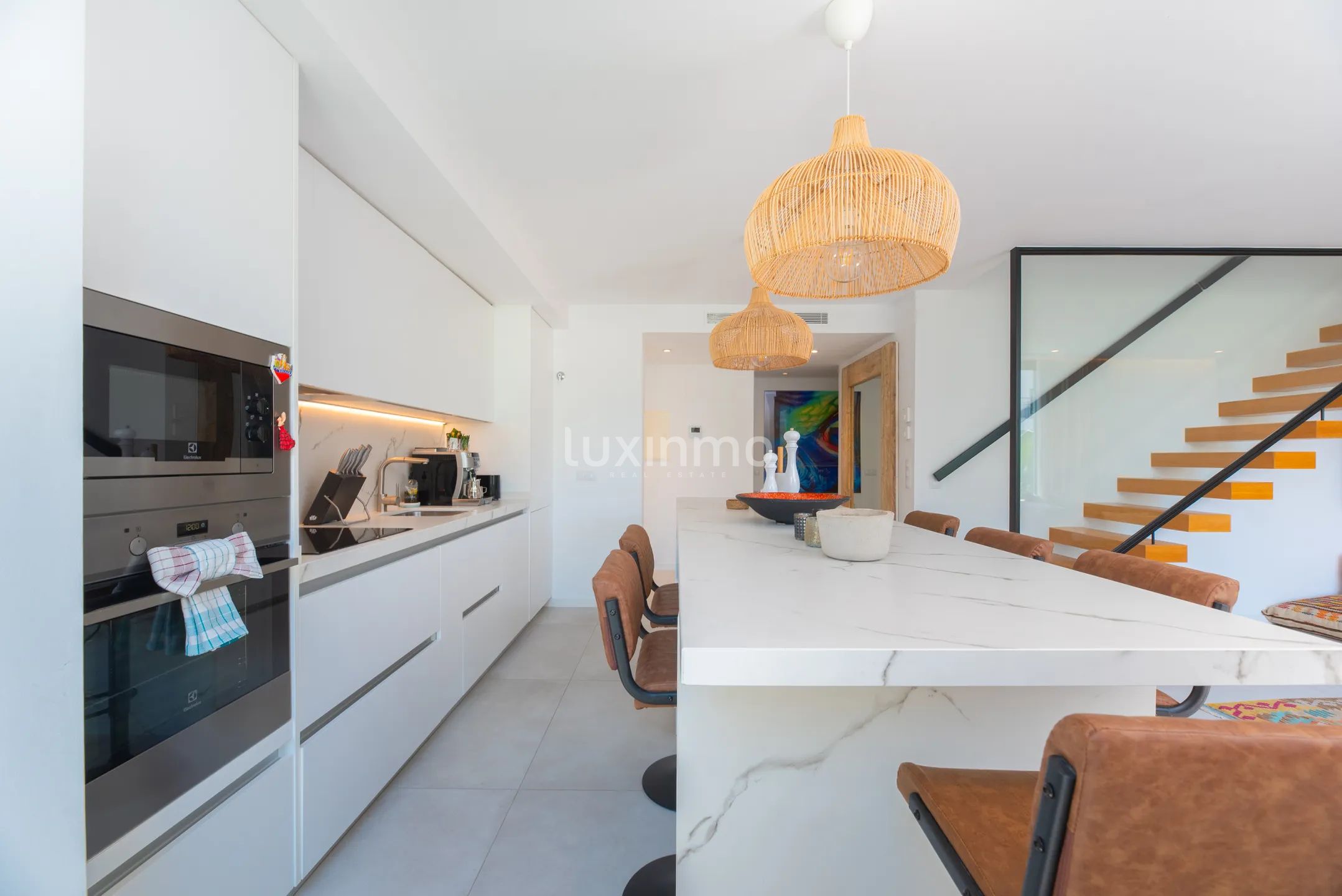 Modern penthouse with stunning sea views in Jesús, Santa Eulària — photo 11