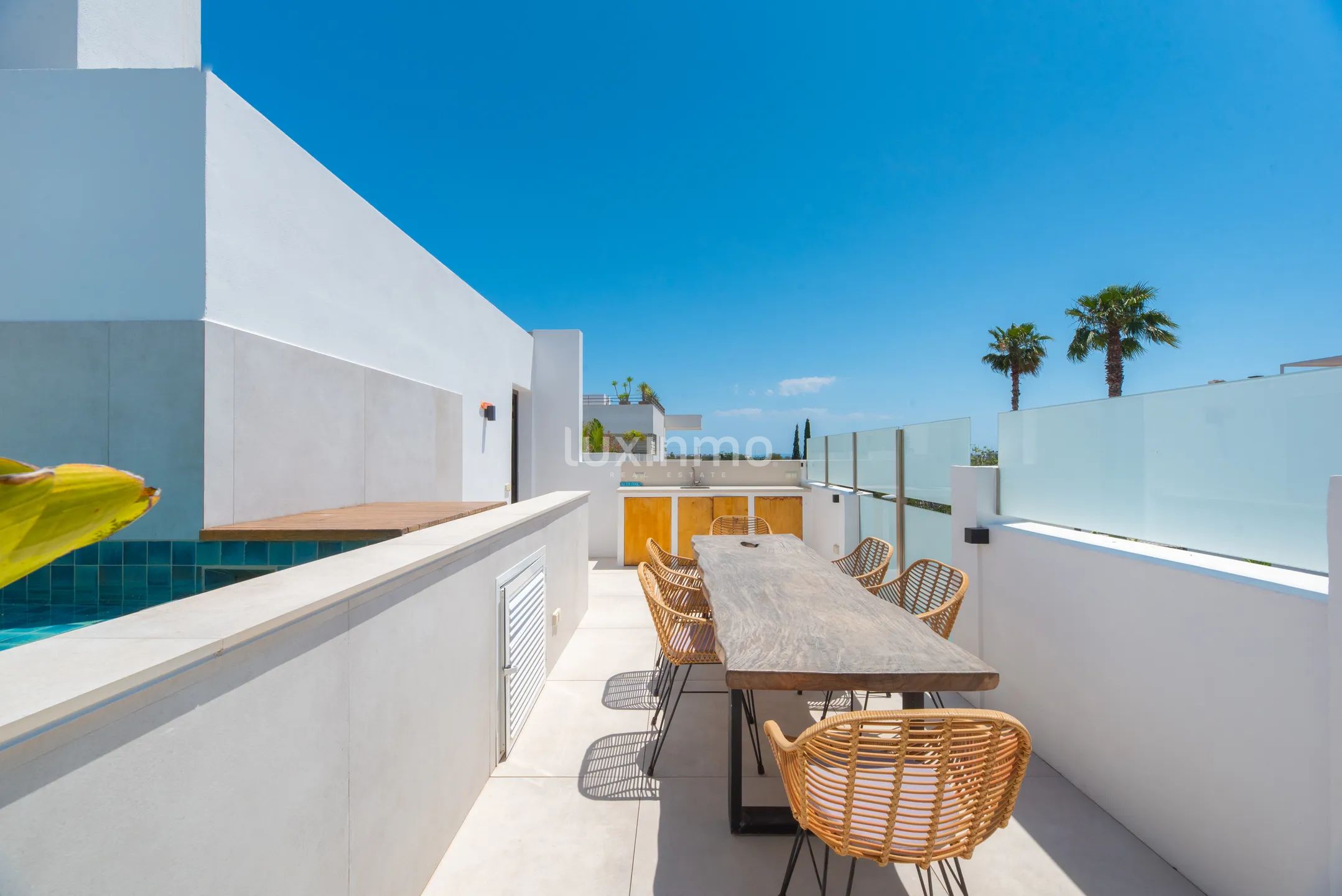 Nowoczesny penthouse z przepięknym widokiem na morze w Jesús, Santa Eulària — photo 3