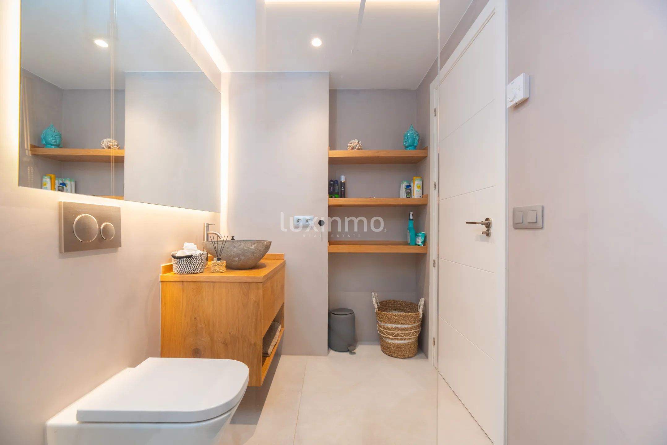 Nowoczesny penthouse z przepięknym widokiem na morze w Jesús, Santa Eulària — photo 18