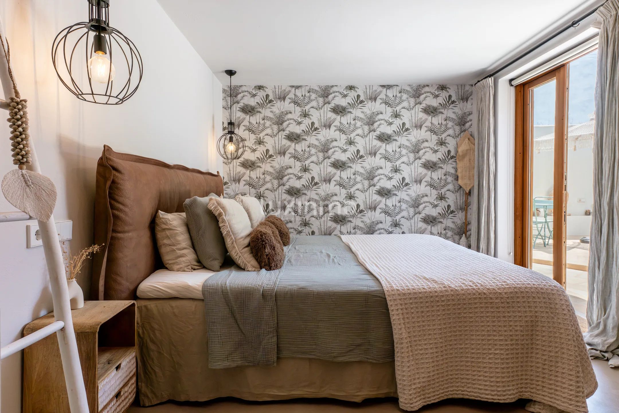 Élégante villa bohémienne avec appartement d'hôtes, espace bien-être et vue sur le coucher de soleil près de Sant Agustí et des plus belles plages d'Ibiza — photo 44