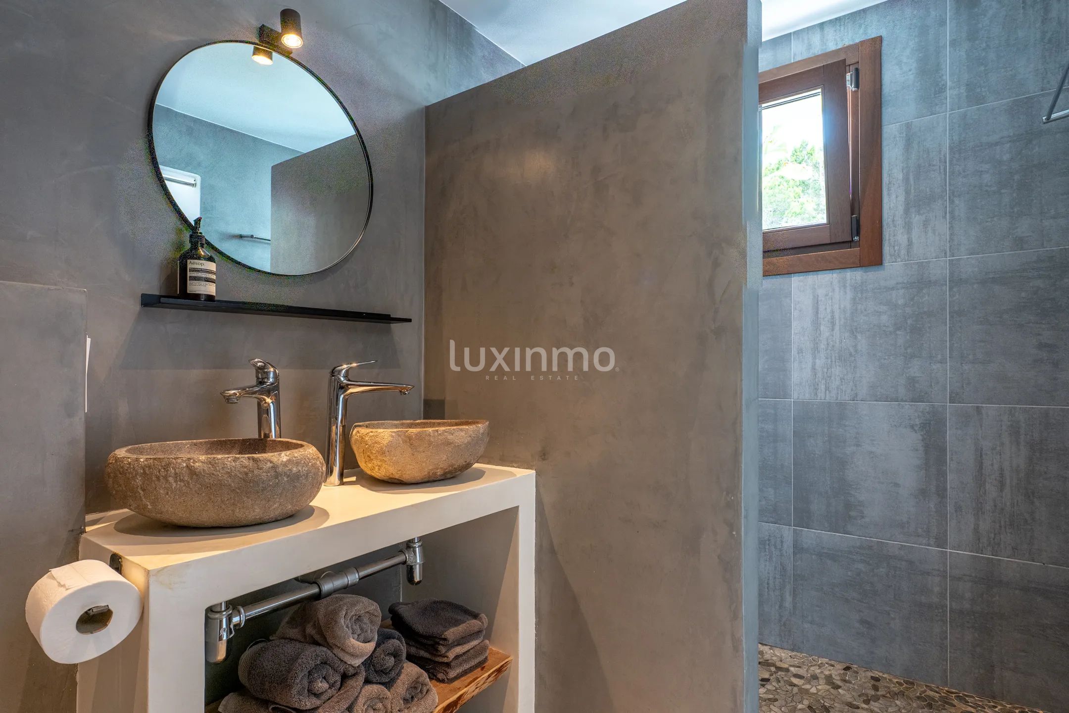 Élégante villa bohémienne avec appartement d'hôtes, espace bien-être et vue sur le coucher de soleil près de Sant Agustí et des plus belles plages d'Ibiza — photo 41