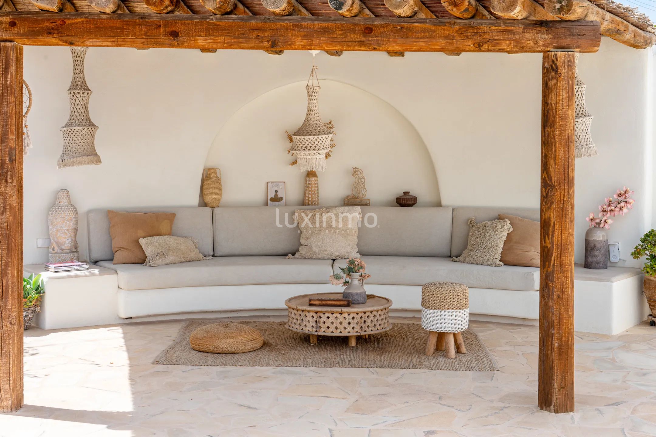 Élégante villa bohémienne avec appartement d'hôtes, espace bien-être et vue sur le coucher de soleil près de Sant Agustí et des plus belles plages d'Ibiza — photo 12