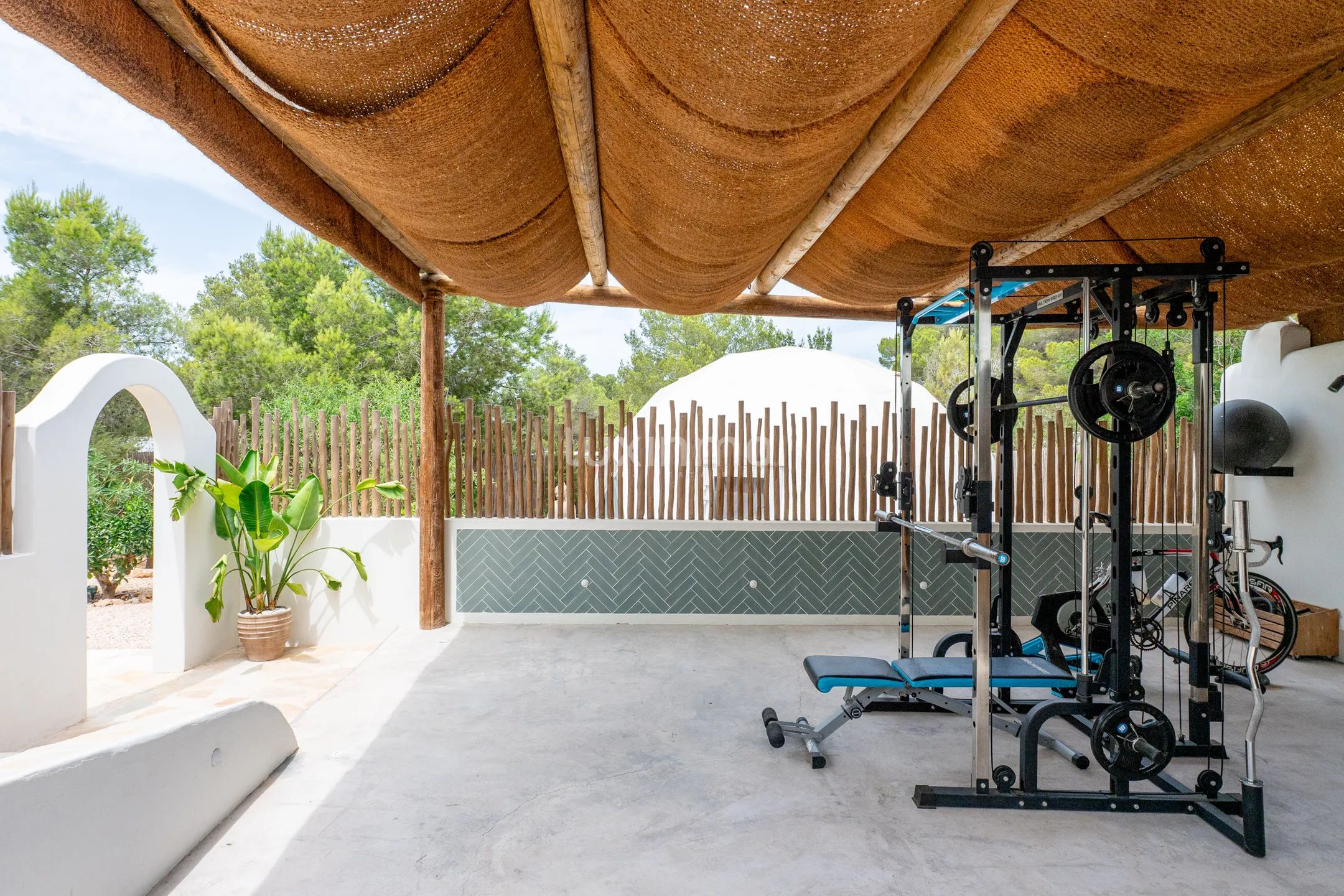 Élégante villa bohémienne avec appartement d'hôtes, espace bien-être et vue sur le coucher de soleil près de Sant Agustí et des plus belles plages d'Ibiza — photo 61