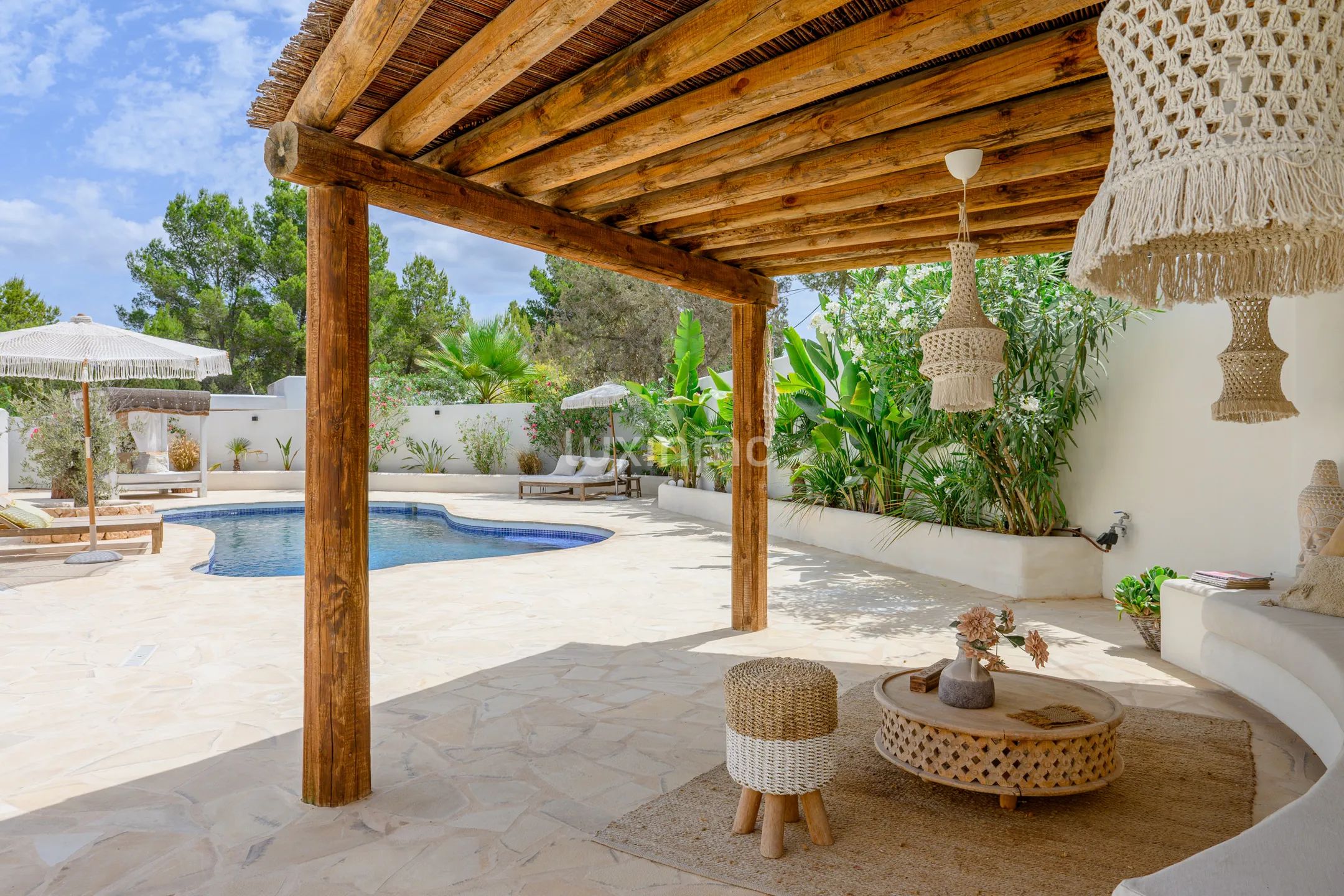 Élégante villa bohémienne avec appartement d'hôtes, espace bien-être et vue sur le coucher de soleil près de Sant Agustí et des plus belles plages d'Ibiza — photo 13