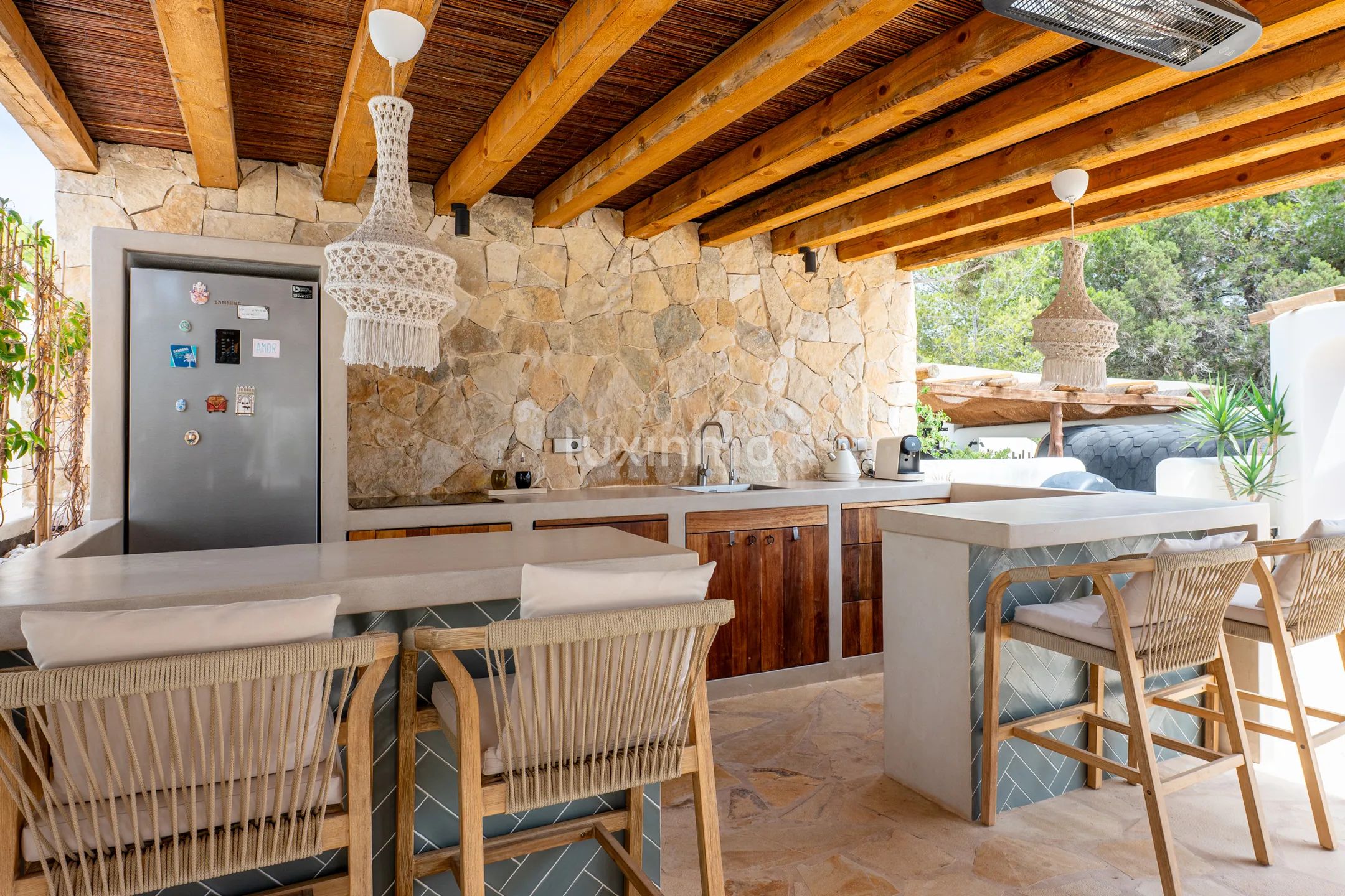 Élégante villa bohémienne avec appartement d'hôtes, espace bien-être et vue sur le coucher de soleil près de Sant Agustí et des plus belles plages d'Ibiza — photo 8