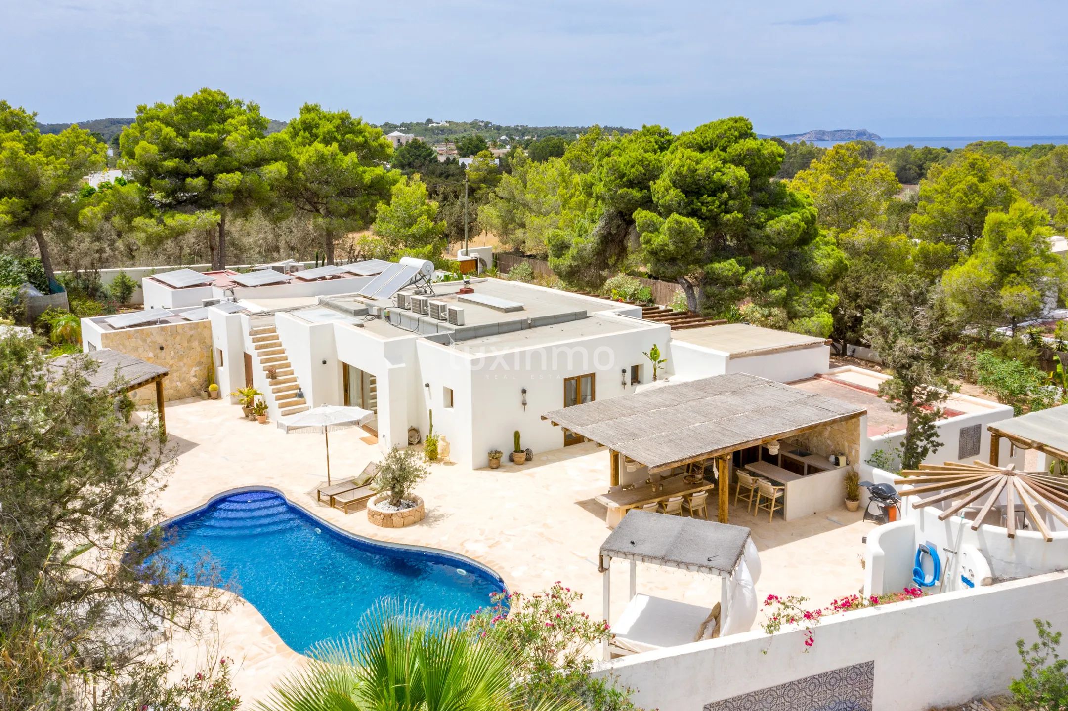 Stylish Bohemian Villa with Guest Apartment, Wellness Area & Sunset Views Near Sant Agustí and Ibiza’s Finest Beaches