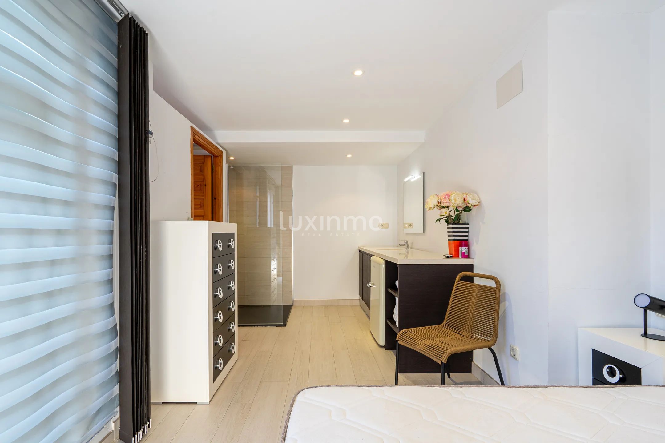 Villa with sea views for sale in Calpe — photo 23