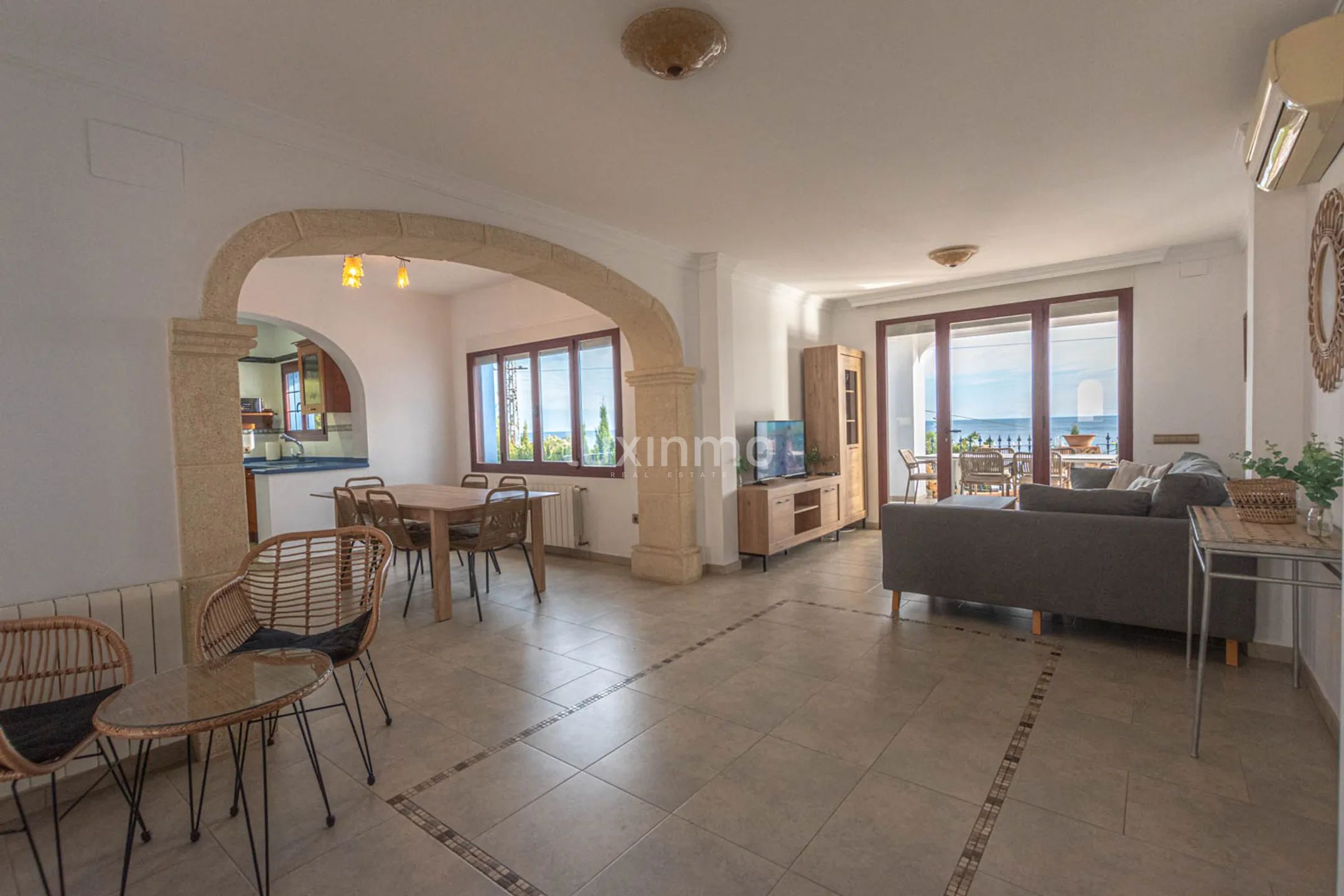 Villa with sea views for sale in Calpe — photo 9