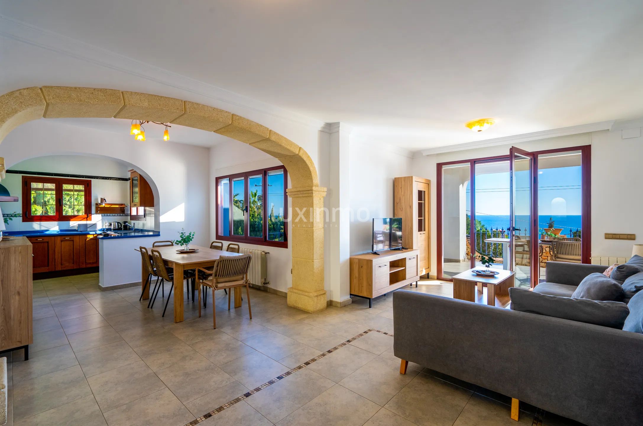 Villa with sea views for sale in Calpe — photo 7