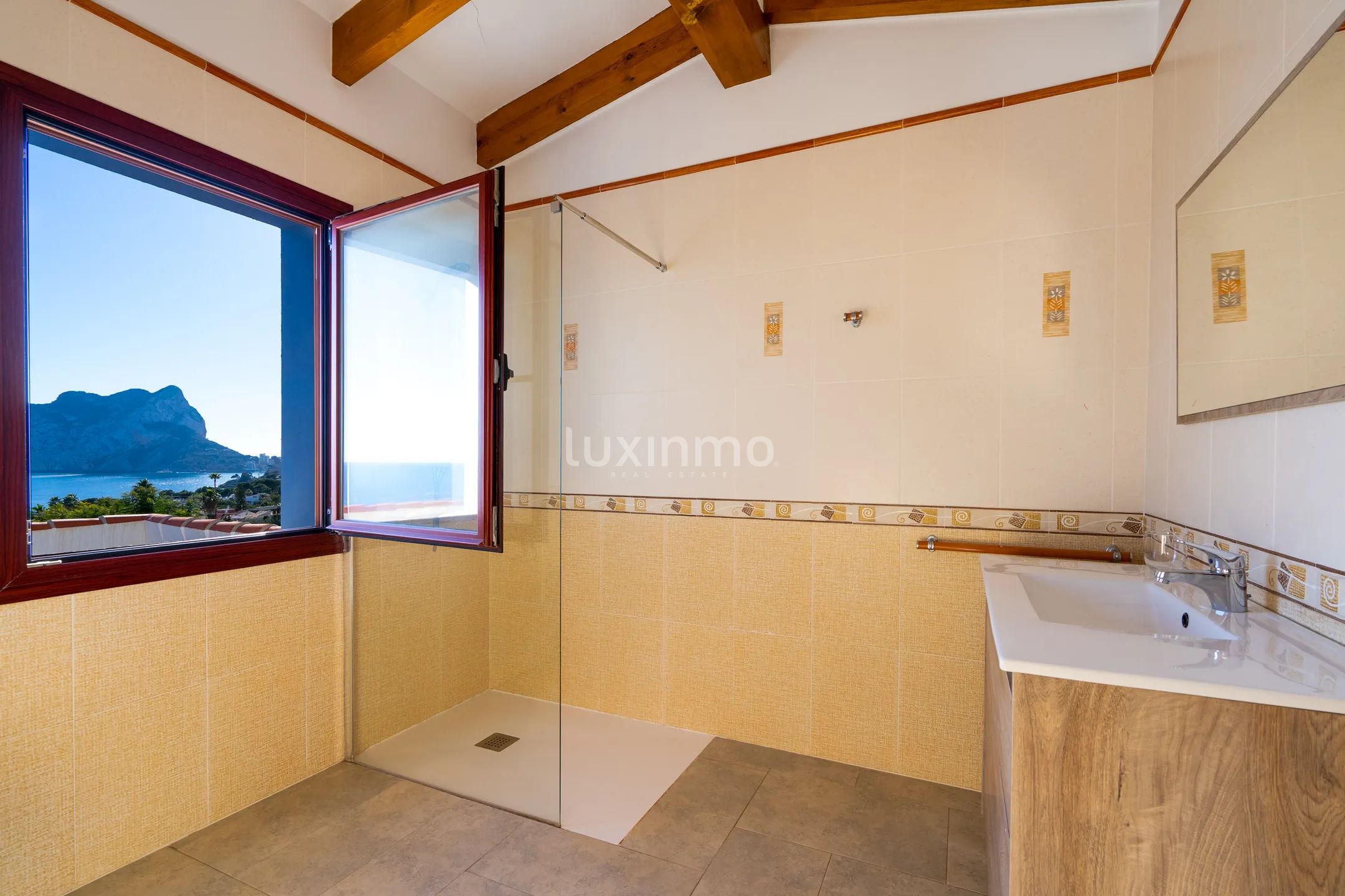 Villa with sea views for sale in Calpe — photo 22