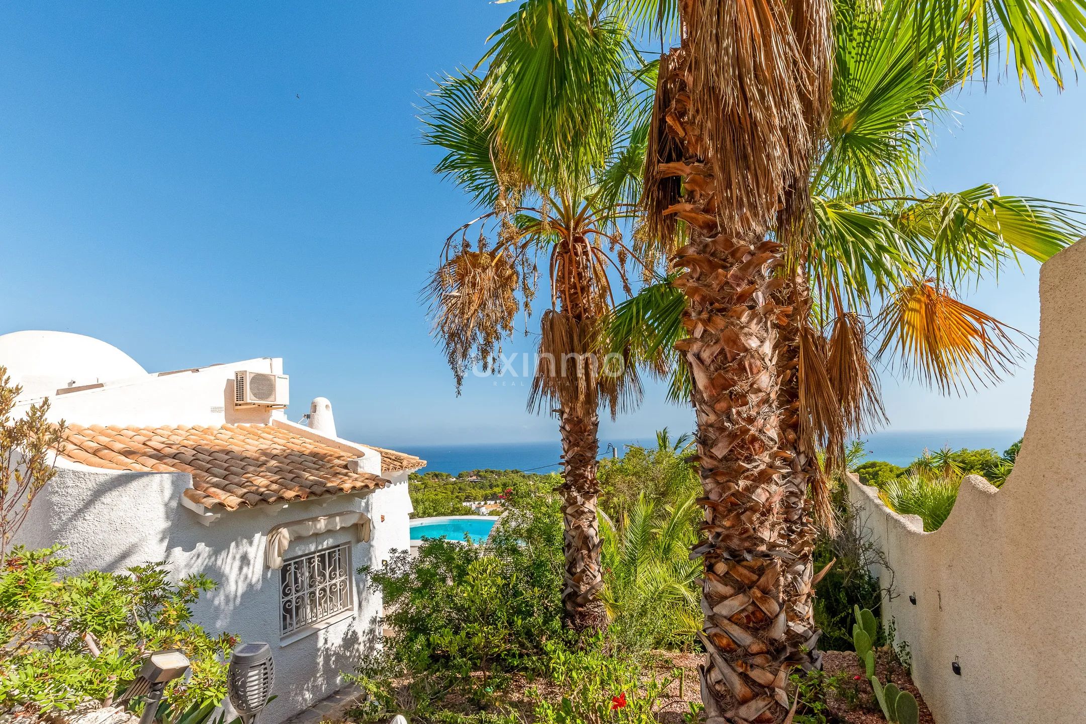 Beautiful ibicencan house with pool for sale in Altea — photo 4