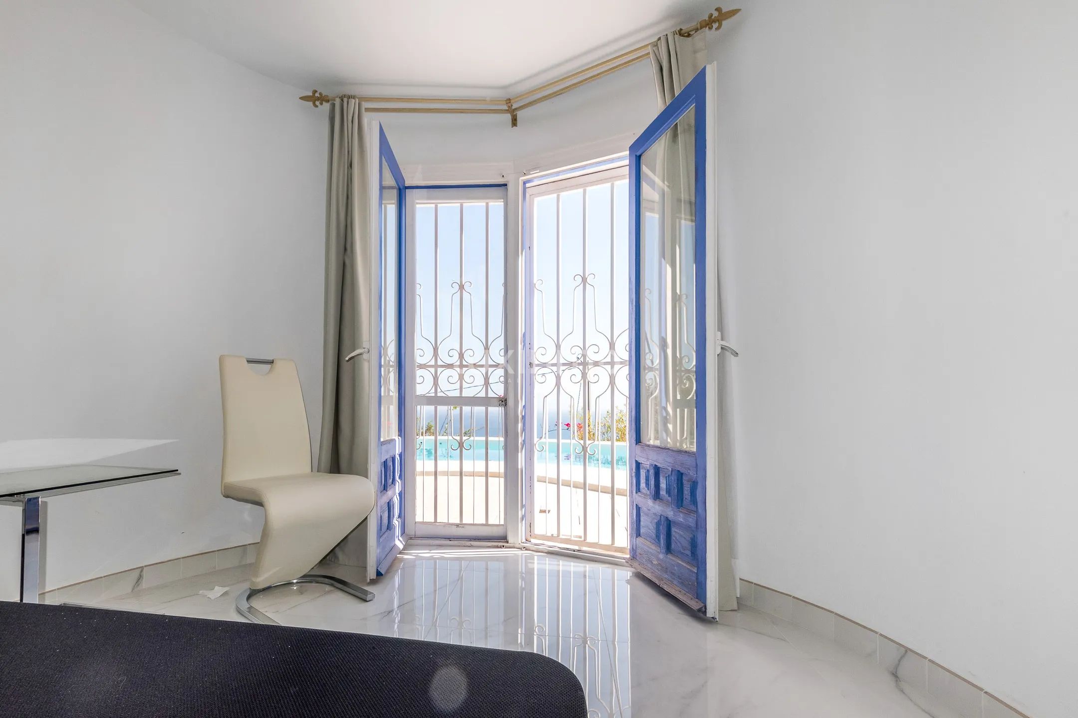 Beautiful ibicencan house with pool for sale in Altea — photo 9