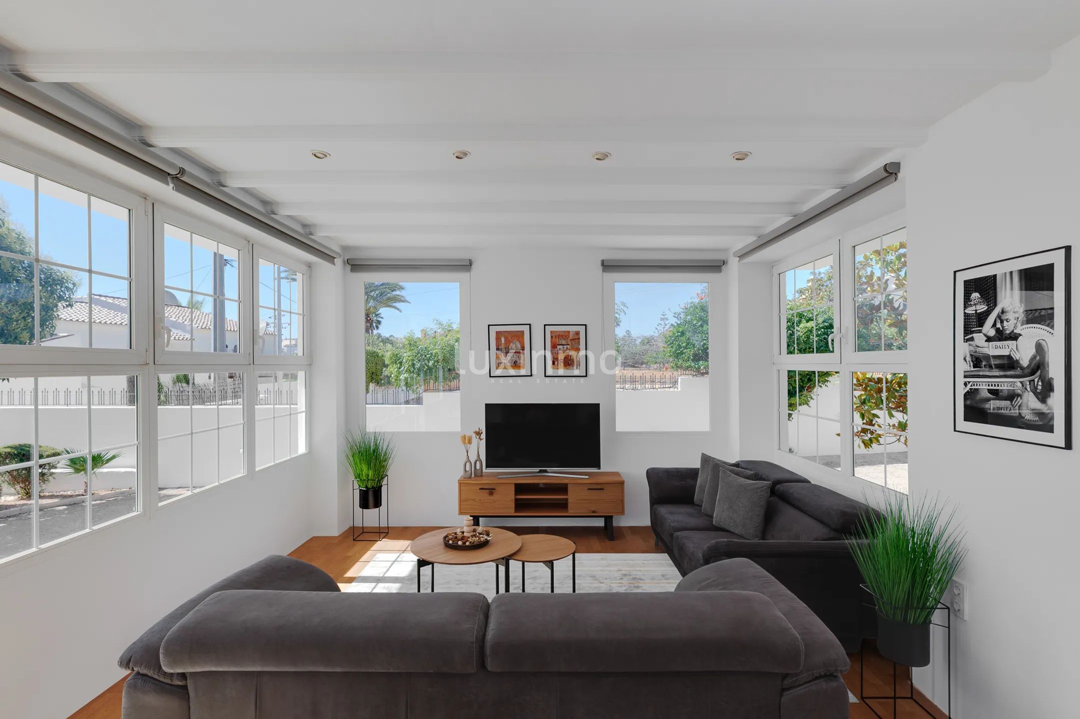 Luxurious villa with breathtaking sea and mountain views in Calpe — photo 9