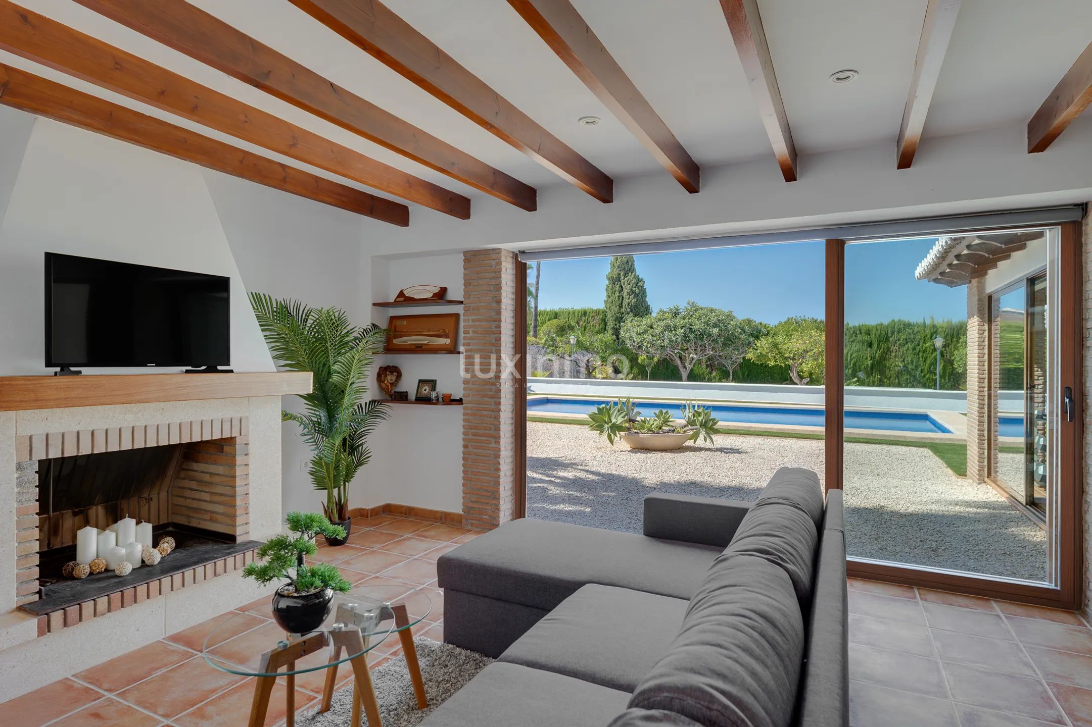 Luxurious villa with breathtaking sea and mountain views in Calpe — photo 28