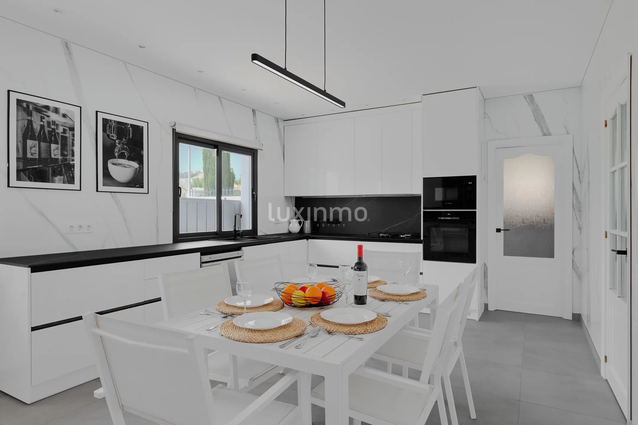 Luxurious villa with breathtaking sea and mountain views in Calpe — photo 12