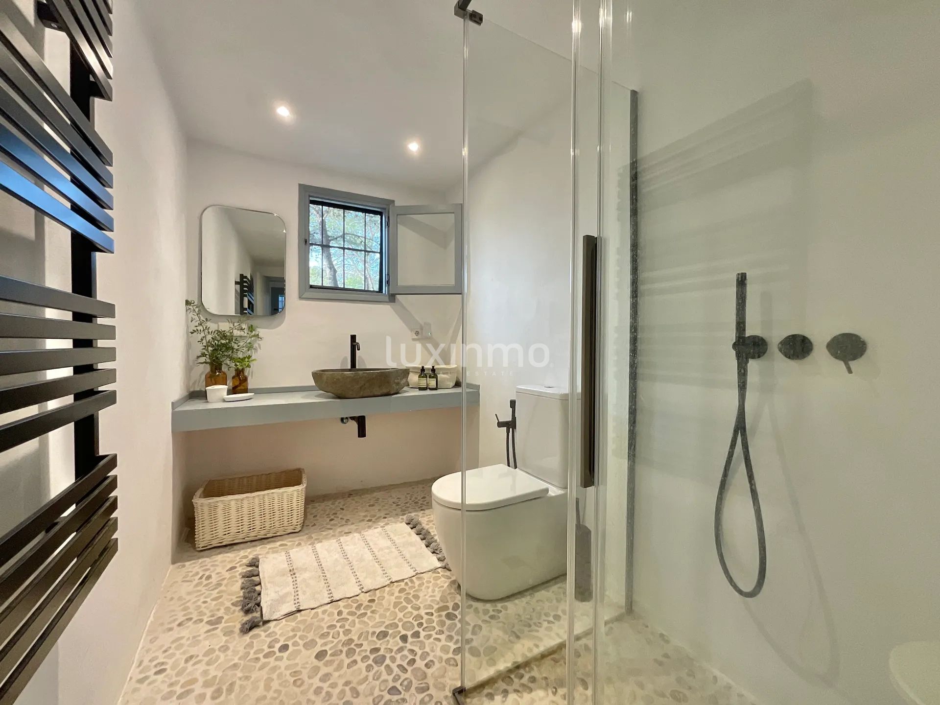 Очаровательное поместье на Ибиценко с видом на море и закат в Кала-Грасио — photo 14