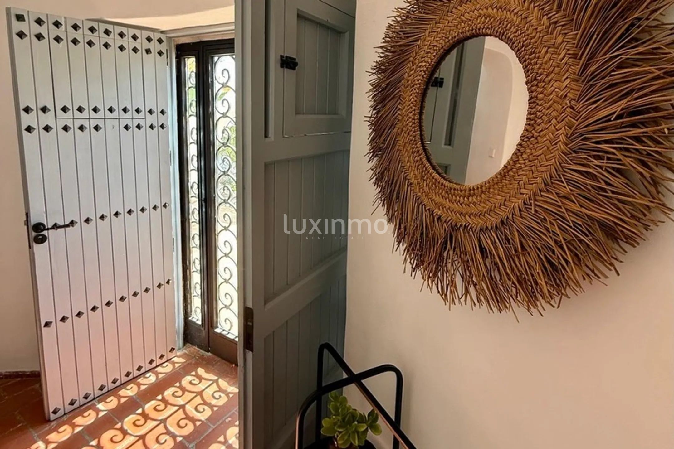 Sjarmerende Ibicenco-retreat med utsikt over havet og solnedgangen i Cala Gració — photo 7