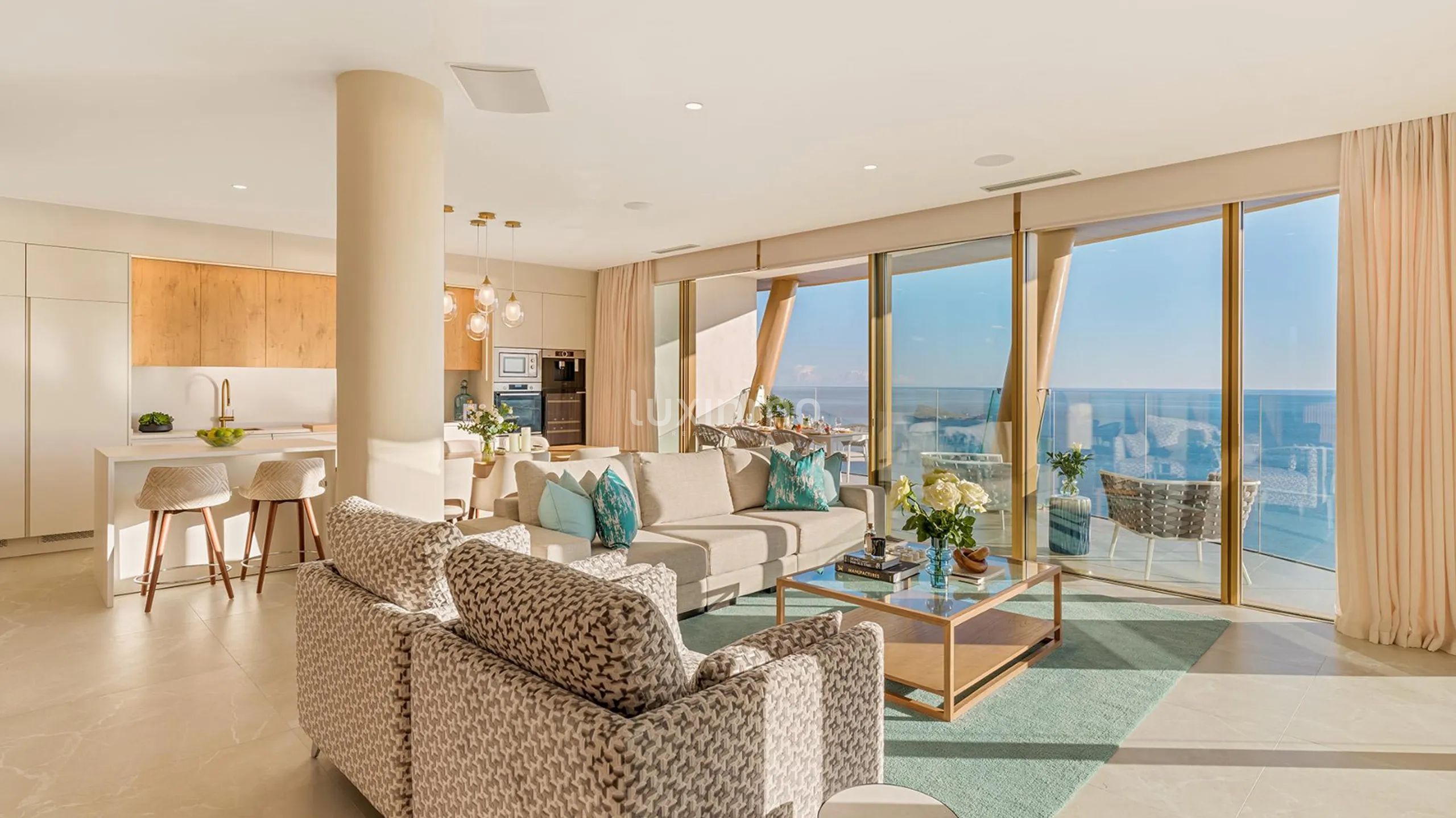 Luxe Penthouse in Weststrand — photo 1