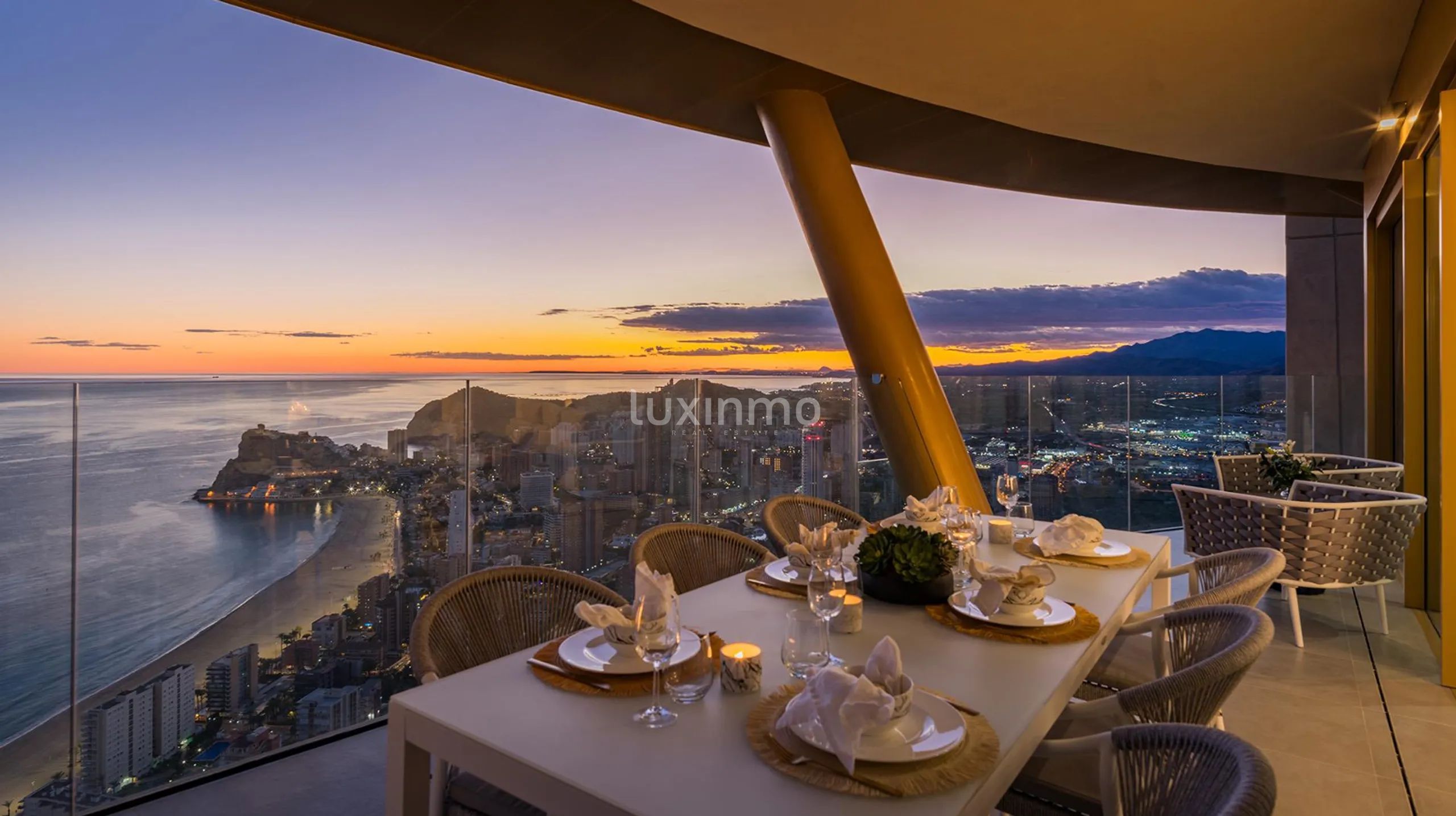 Penthouse de Luxe à Plage de l'Ouest — photo 1
