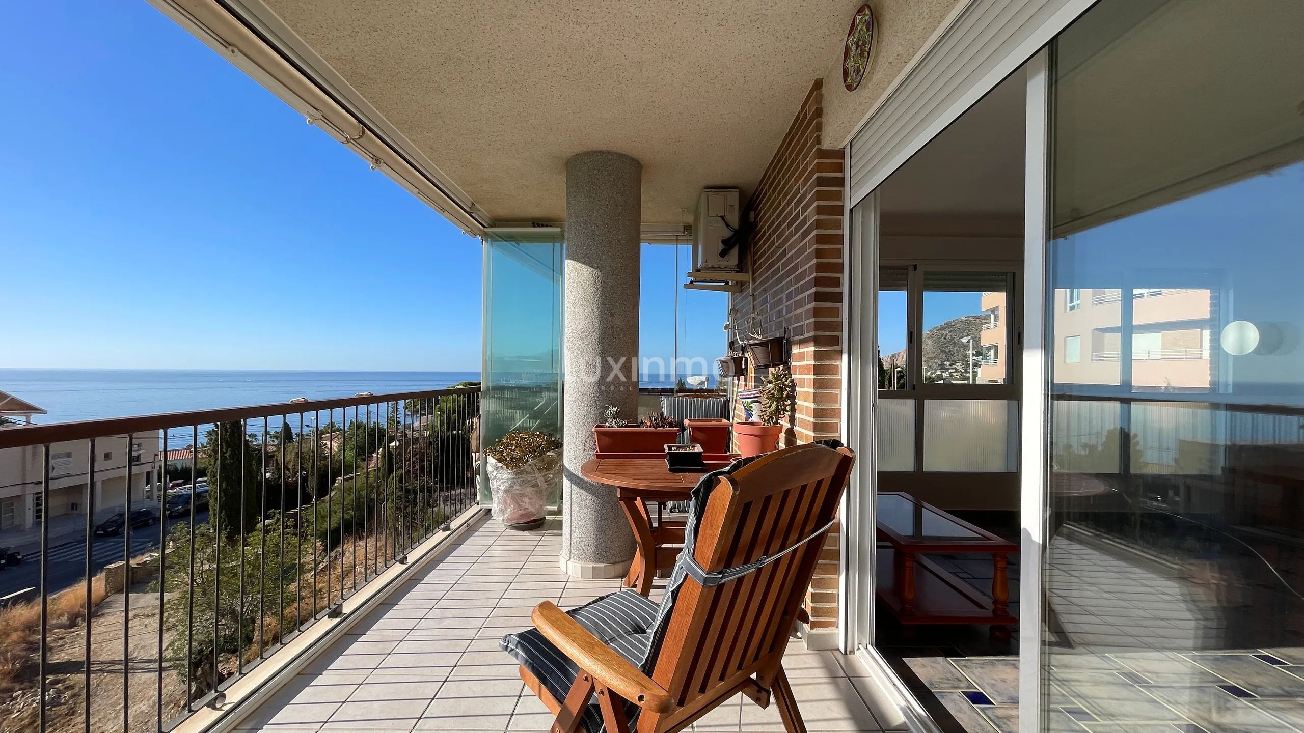 Se alquila Encantador Apartamento Mediterráneo de 4 Dormitorios con Vistas al Mar en Calpe — photo 24