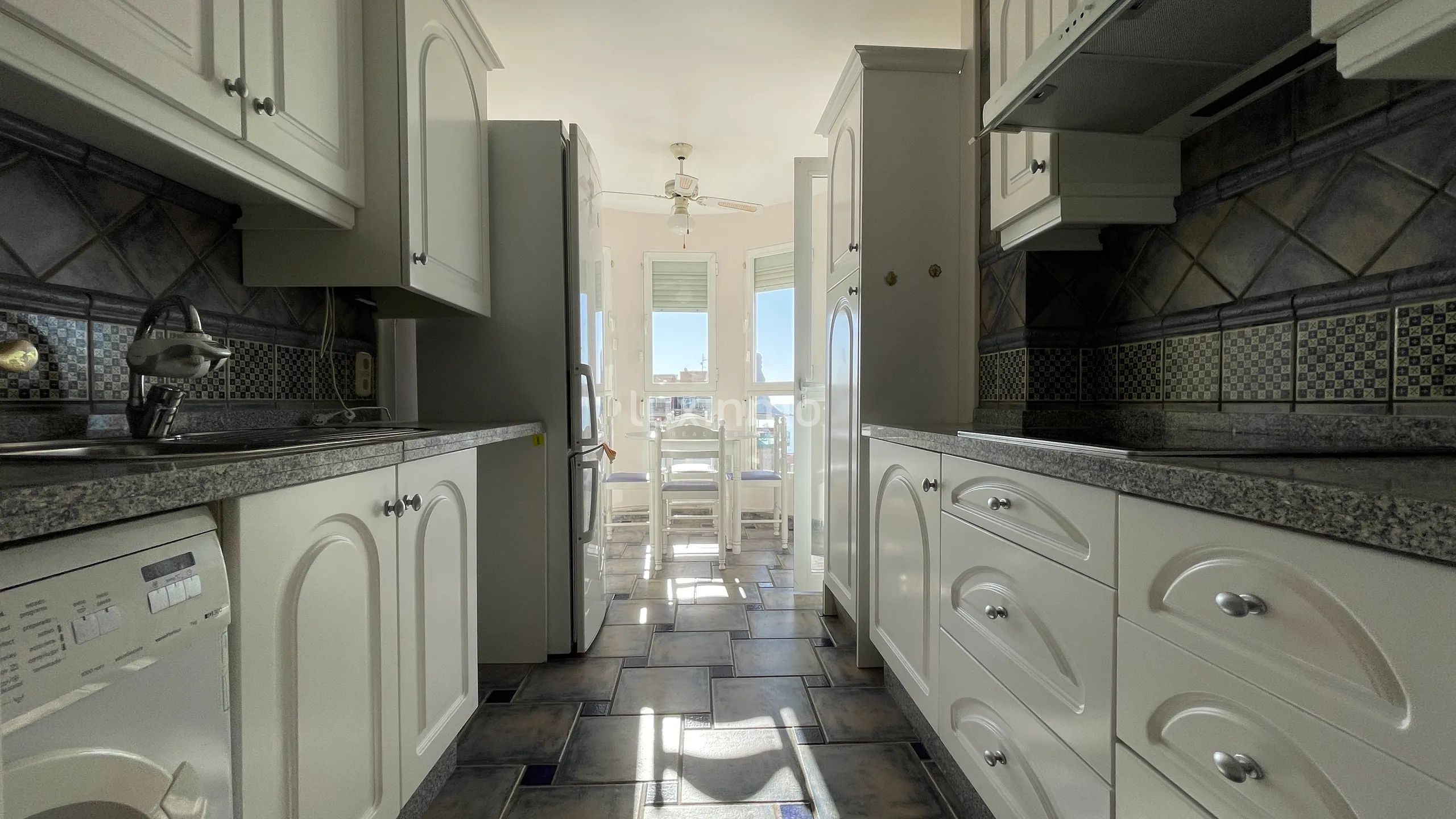 Til leie Sjarmerende 4-roms middelhavsleilighet med havutsikt i Calpe — photo 25