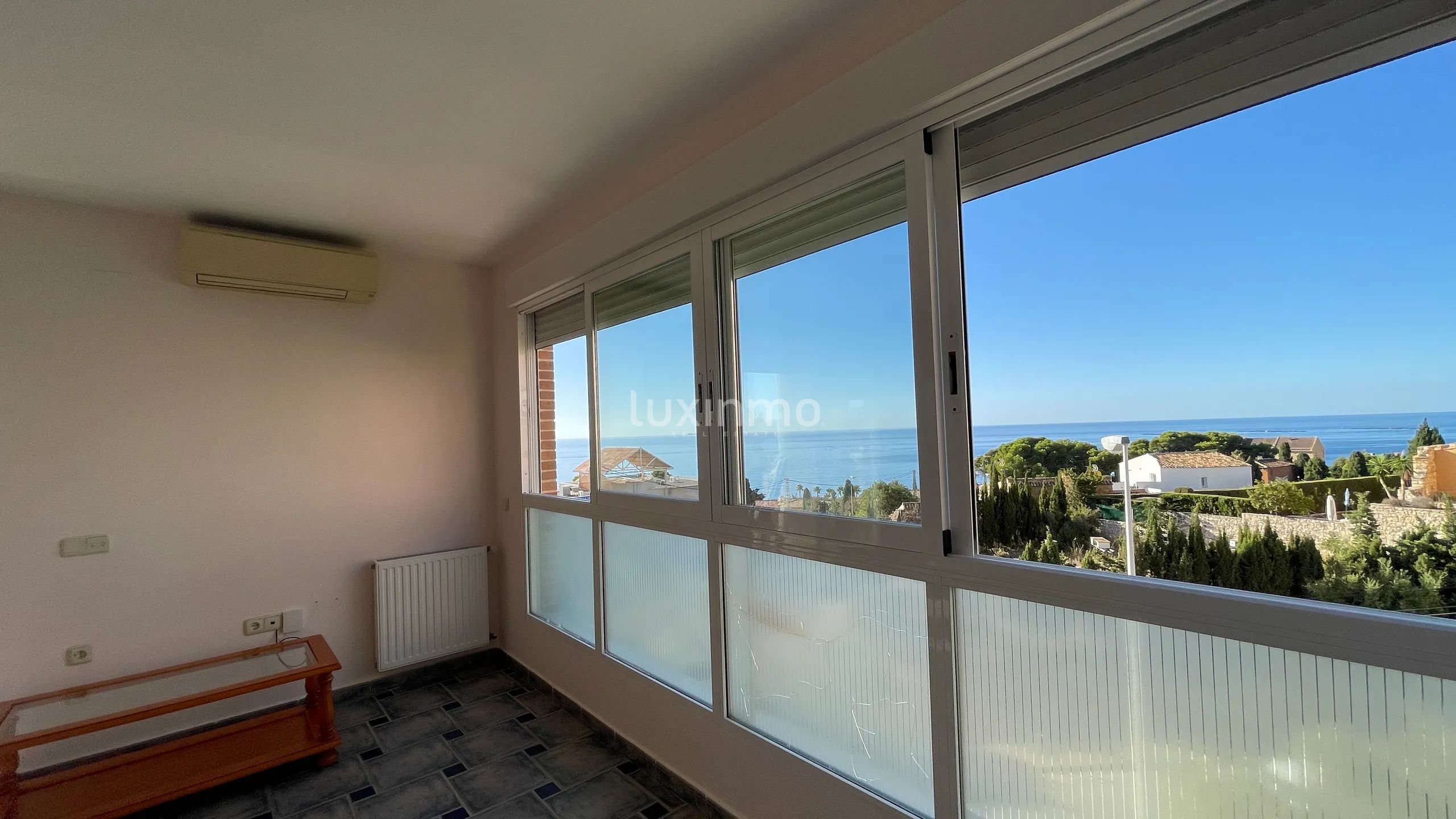 Se alquila Encantador Apartamento Mediterráneo de 4 Dormitorios con Vistas al Mar en Calpe — photo 6