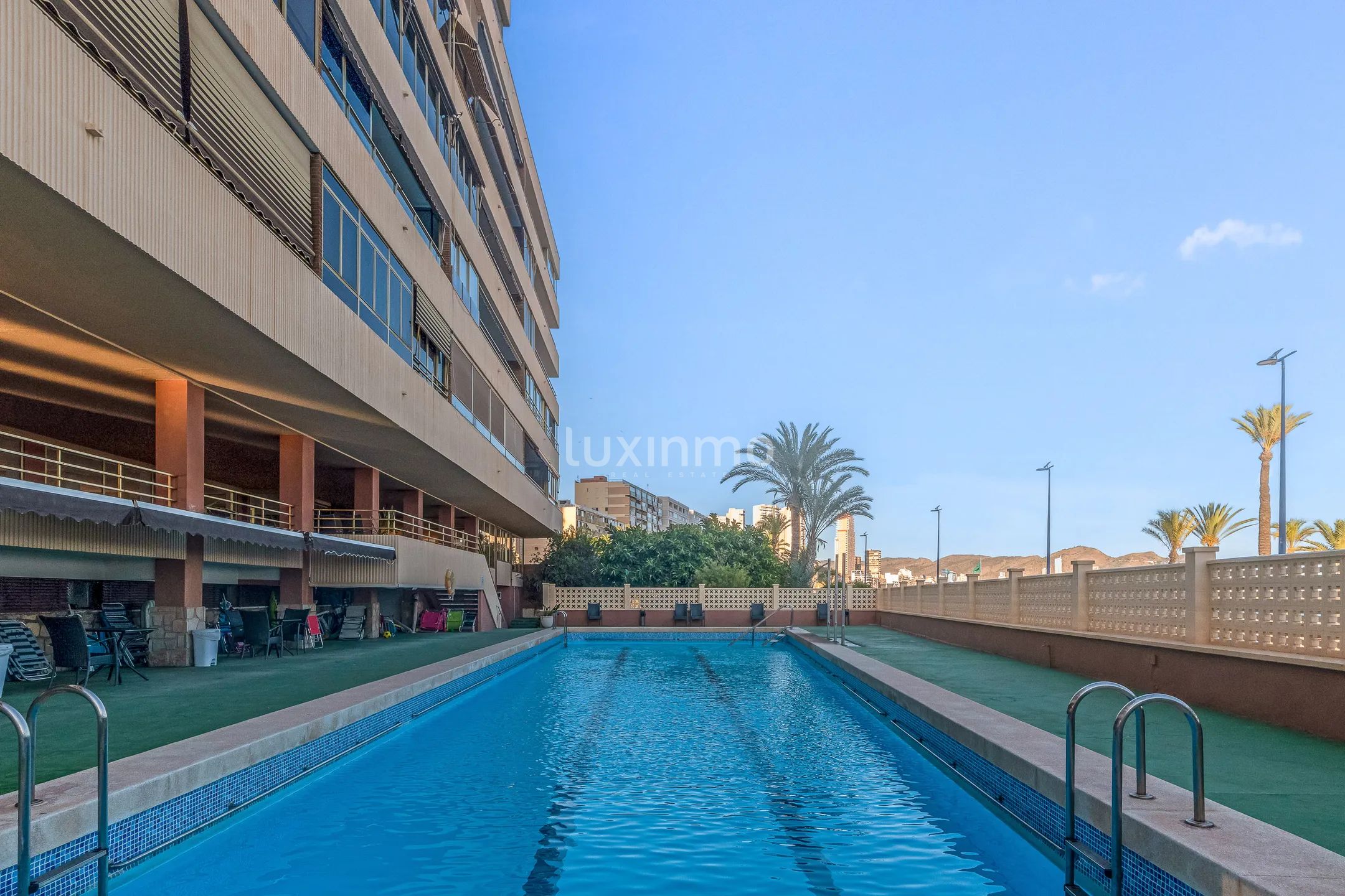 Front line beach flat for sale in Benidorm — photo 22