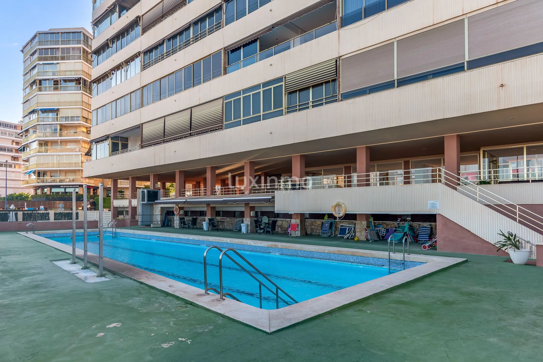 Front line beach flat for sale in Benidorm — photo 21