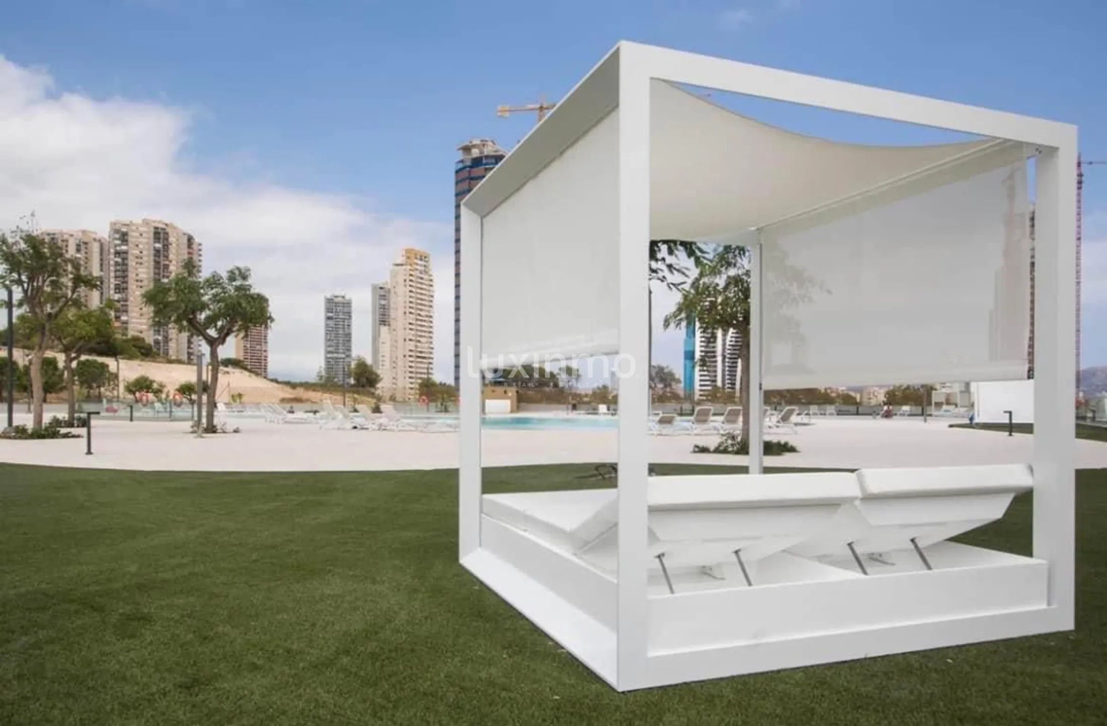 Flat in Playa de Poniente Intempo — photo 14