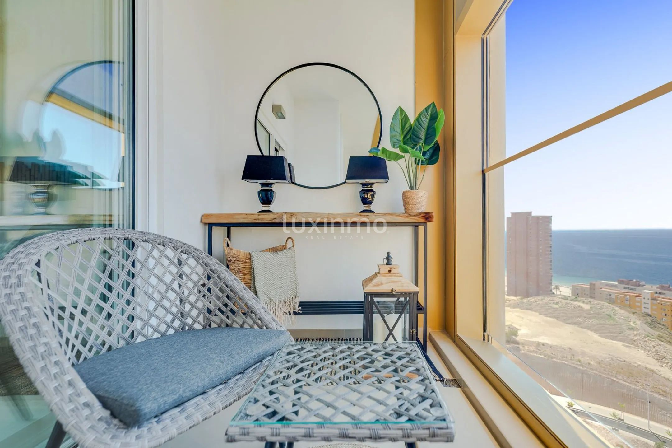 Flat in Playa de Poniente Intempo — photo 4