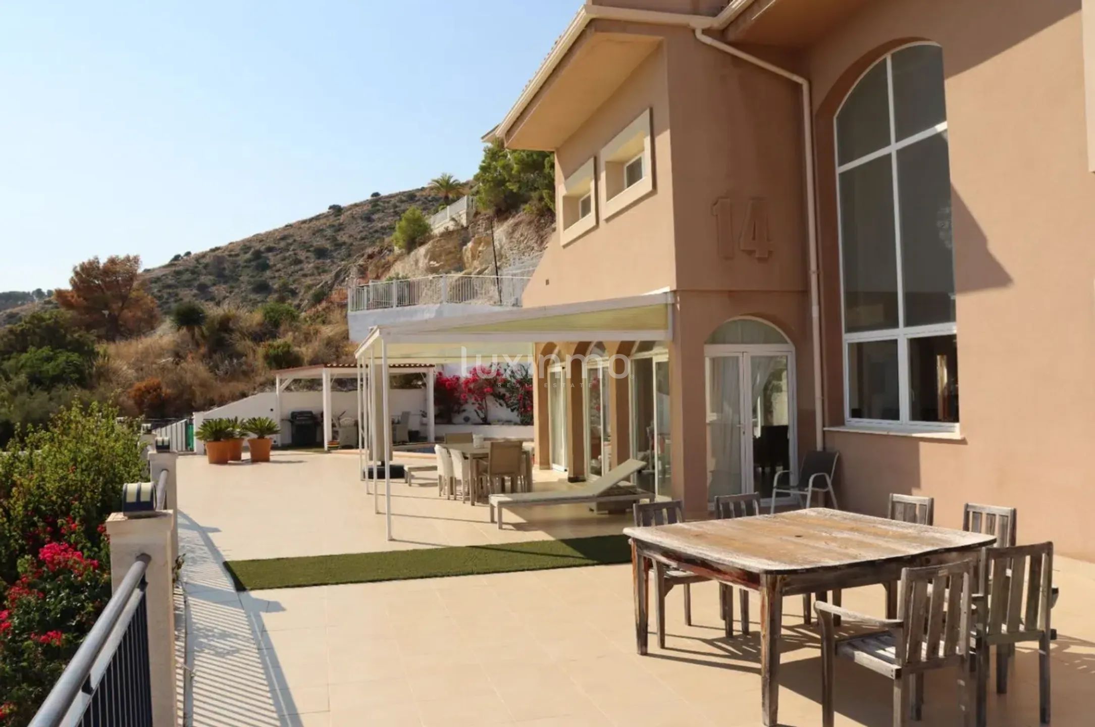 Villa with sea views for sale in Altea — photo 41