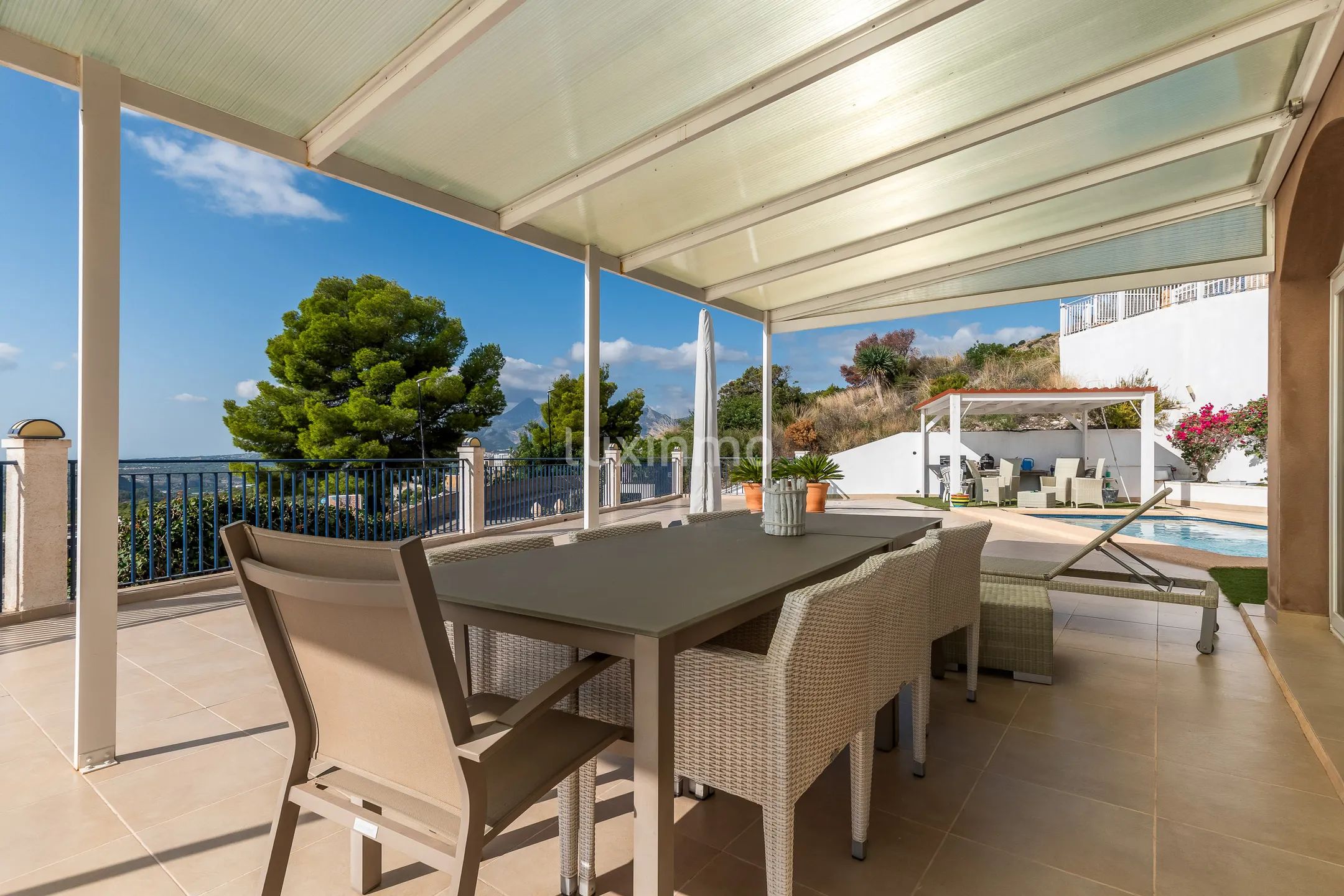Villa with sea views for sale in Altea — photo 33