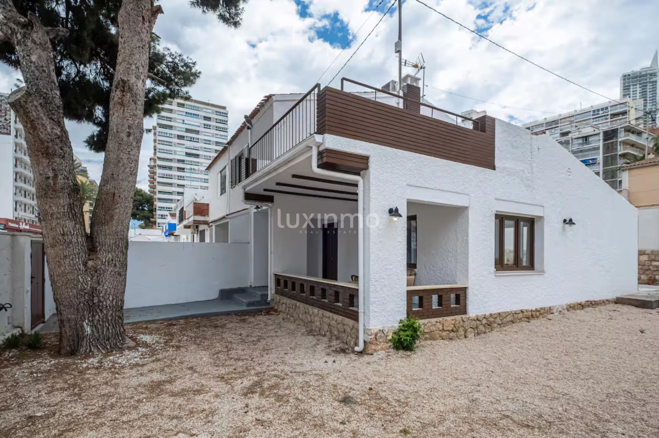 Charming townhouse in Playa de Levante, Benidorm — photo 2
