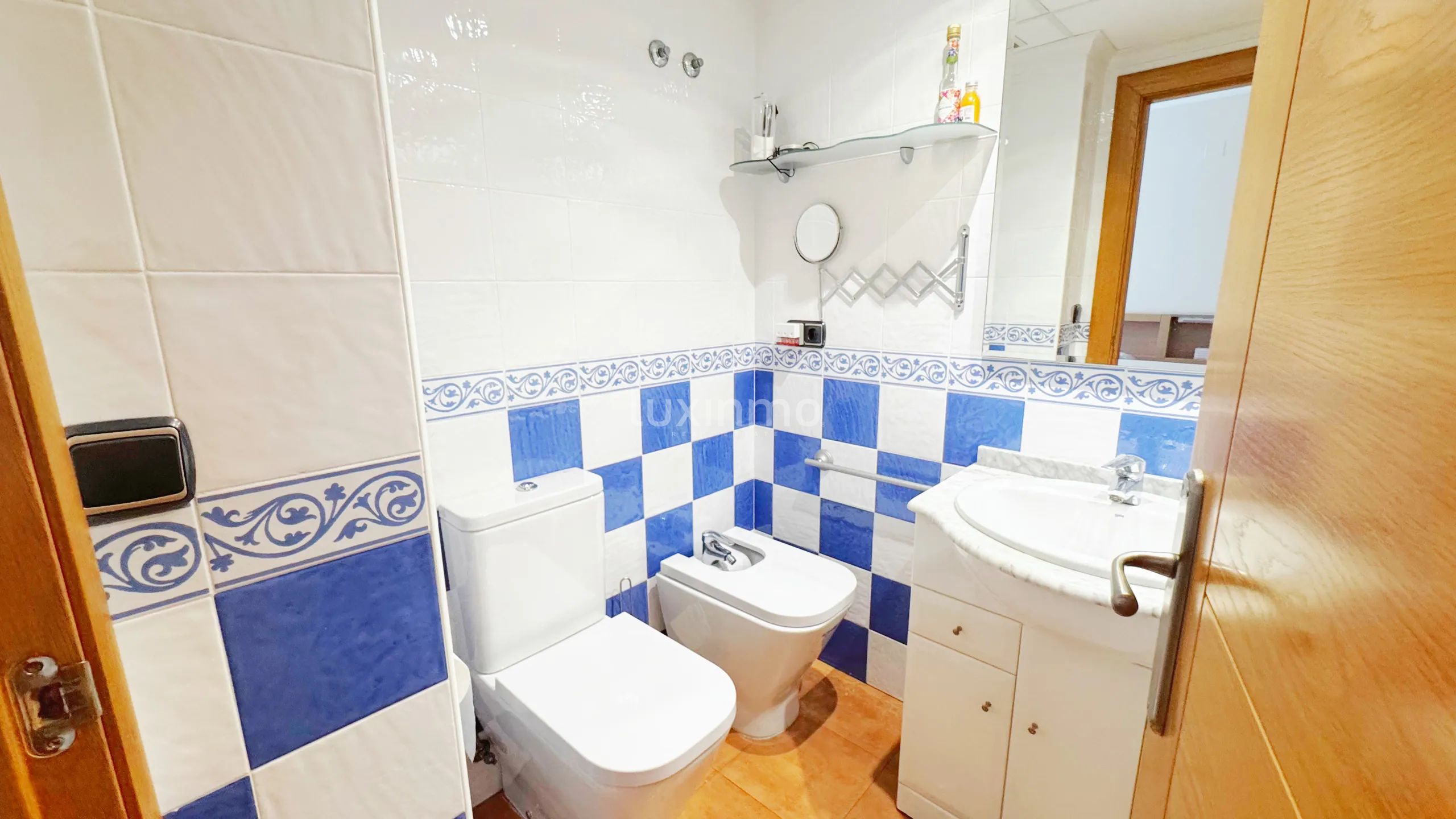 Encantador Apartamento Mediterráneo de 2 Dormitorios en Playa Muchavista, Campello — photo 10