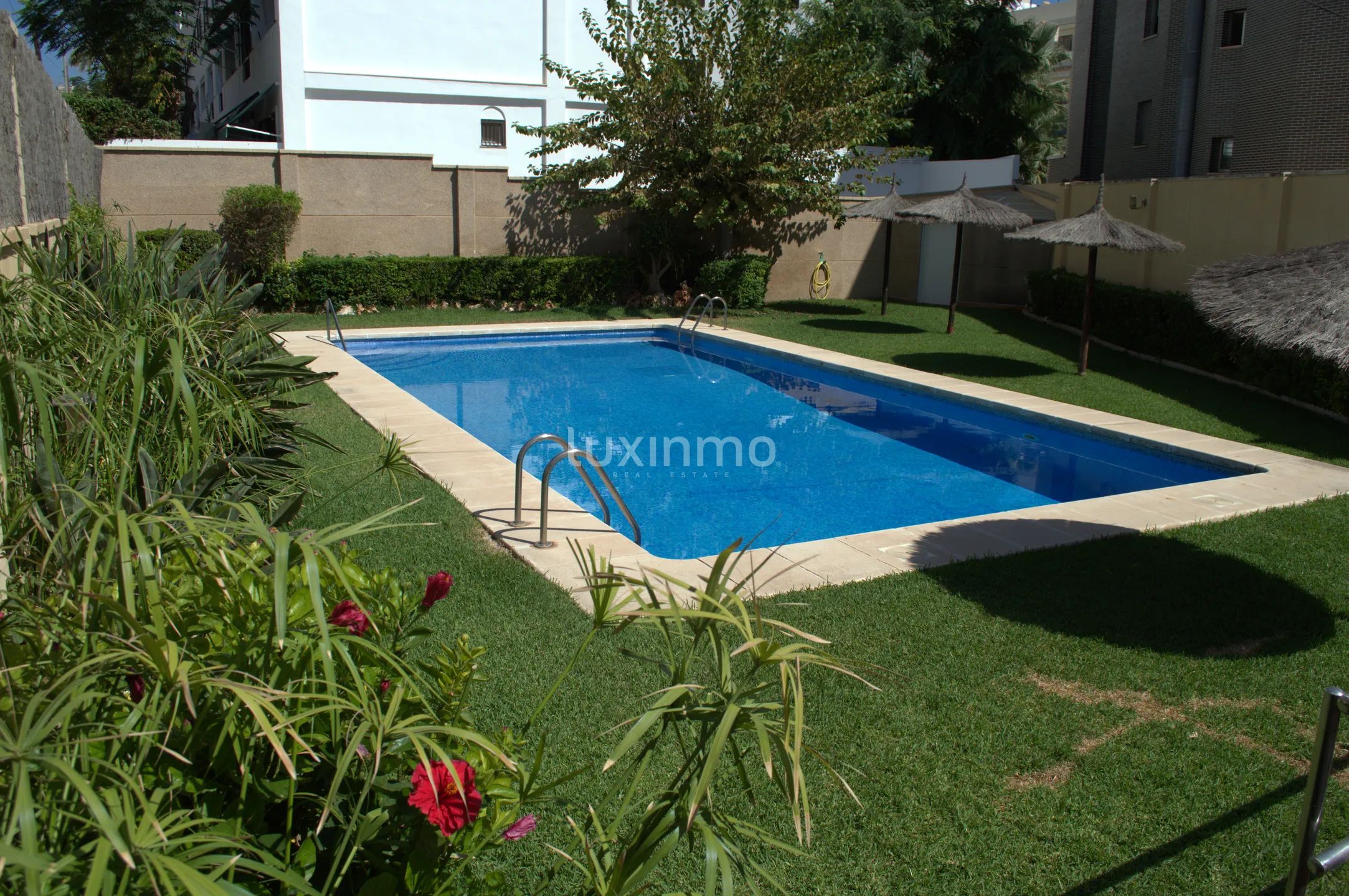 Encantador Apartamento Mediterráneo de 2 Dormitorios en Playa Muchavista, Campello — photo 22