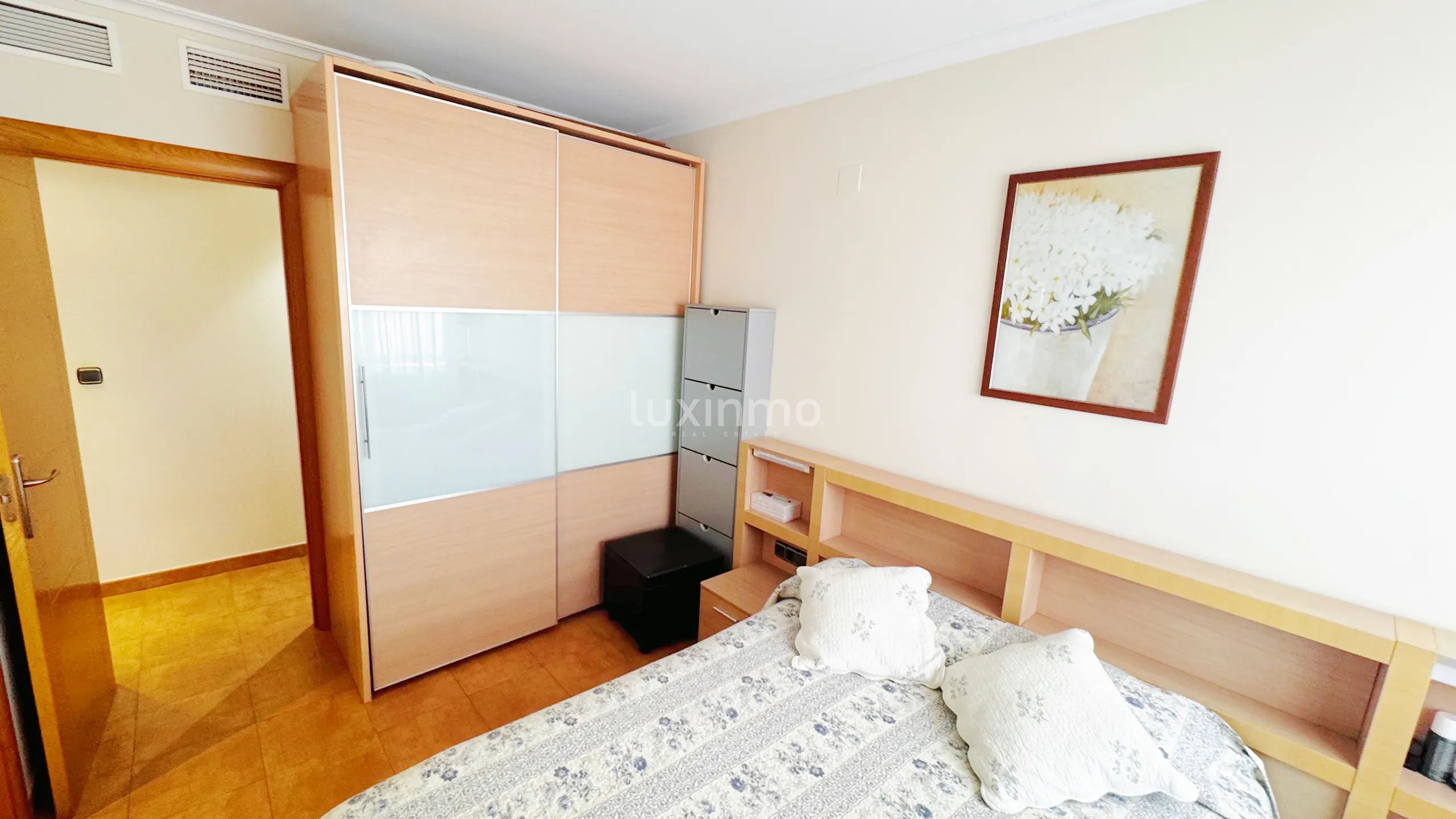 Encantador Apartamento Mediterráneo de 2 Dormitorios en Playa Muchavista, Campello — photo 8