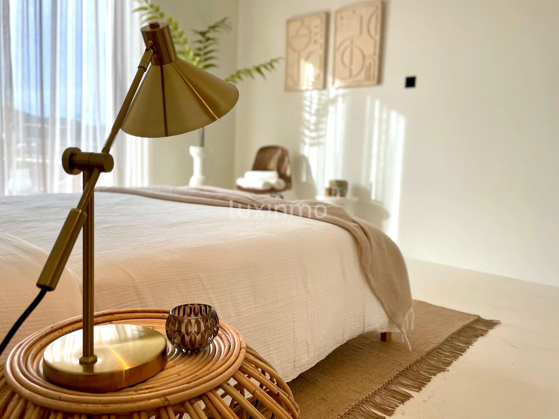 Contemporary New-Build Villa with Guest House Project Exceptional Privacy in a Serene Natural Setting — photo 39