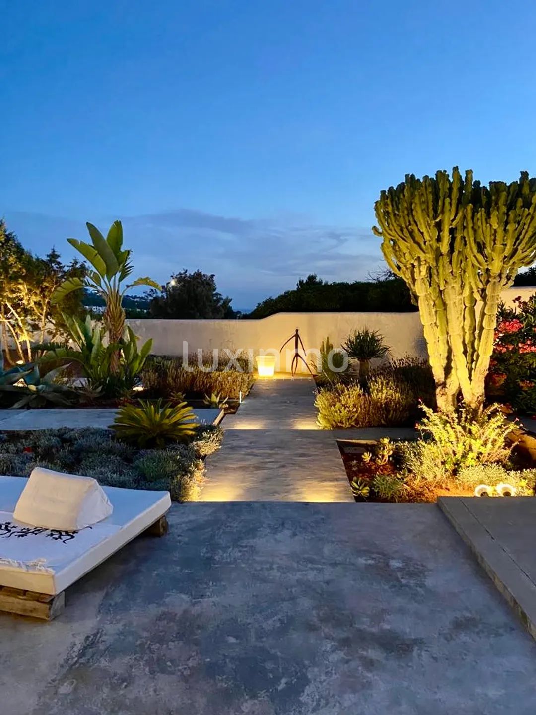 Charmig villa inom gångavstånd från Cala Tarida-stranden — photo 15