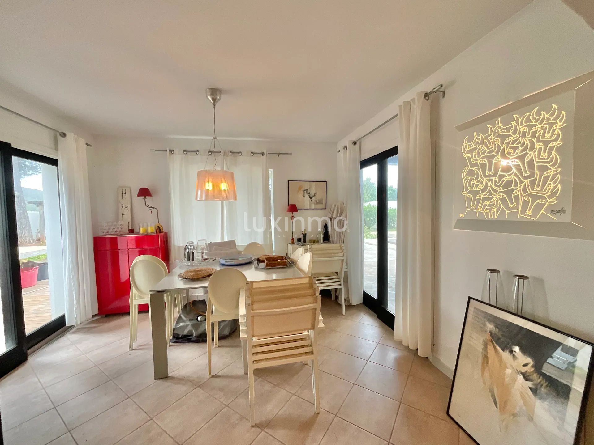 Charmig villa inom gångavstånd från Cala Tarida-stranden — photo 25